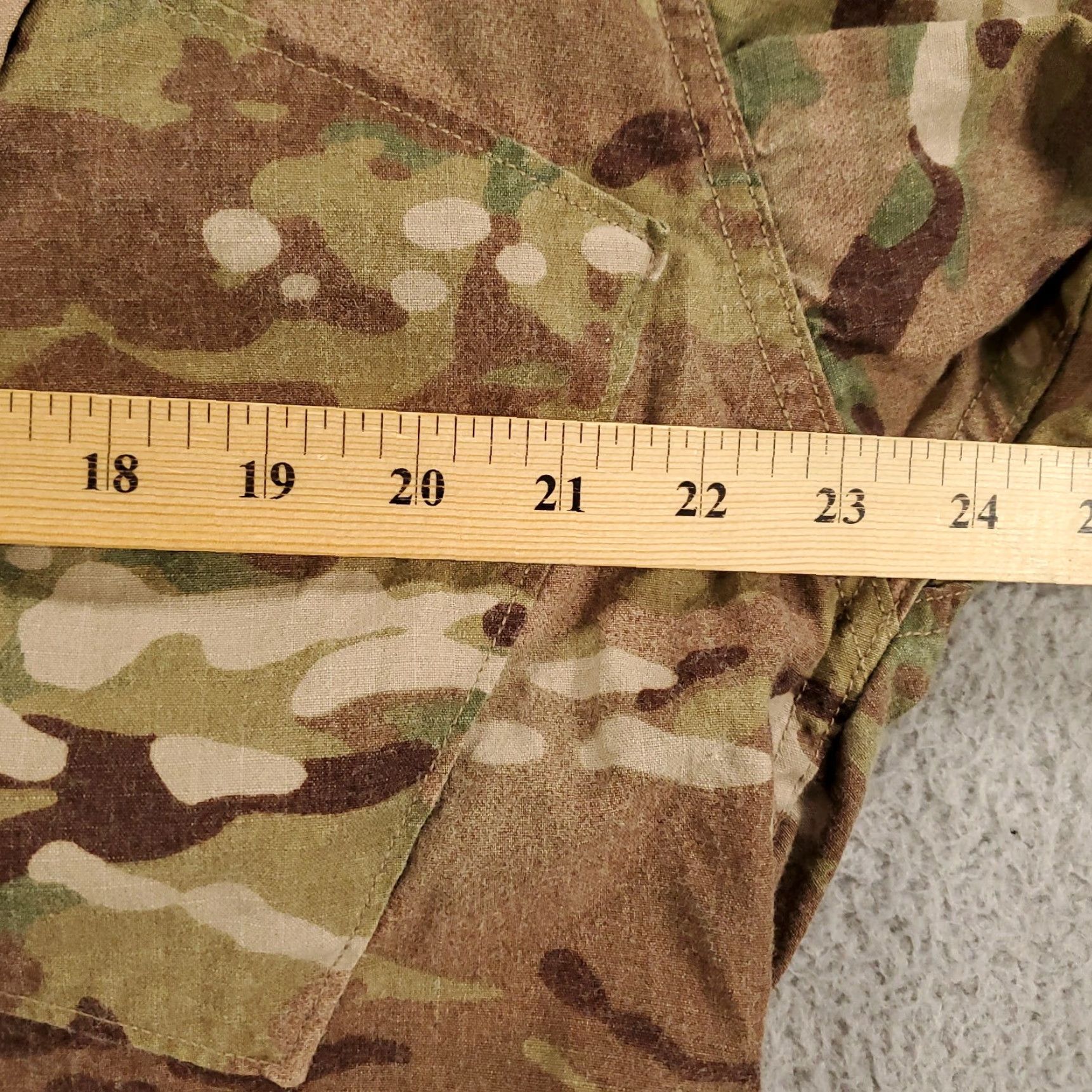 Vintage US Army Jacket Medium X-Short Full Zip Camouflage Military Combat Uniform Coat Size US M / EU 48-50 / 2 - 5 Thumbnail