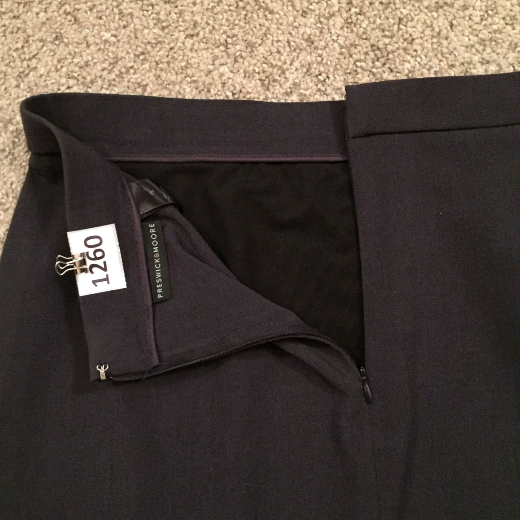 Vintage Preswick & Moore Skirt Knee Length Gray Size 12 Pencil Business Women Regular Unlined Zip Size 34" / US 12 / IT 48 - 7 Thumbnail