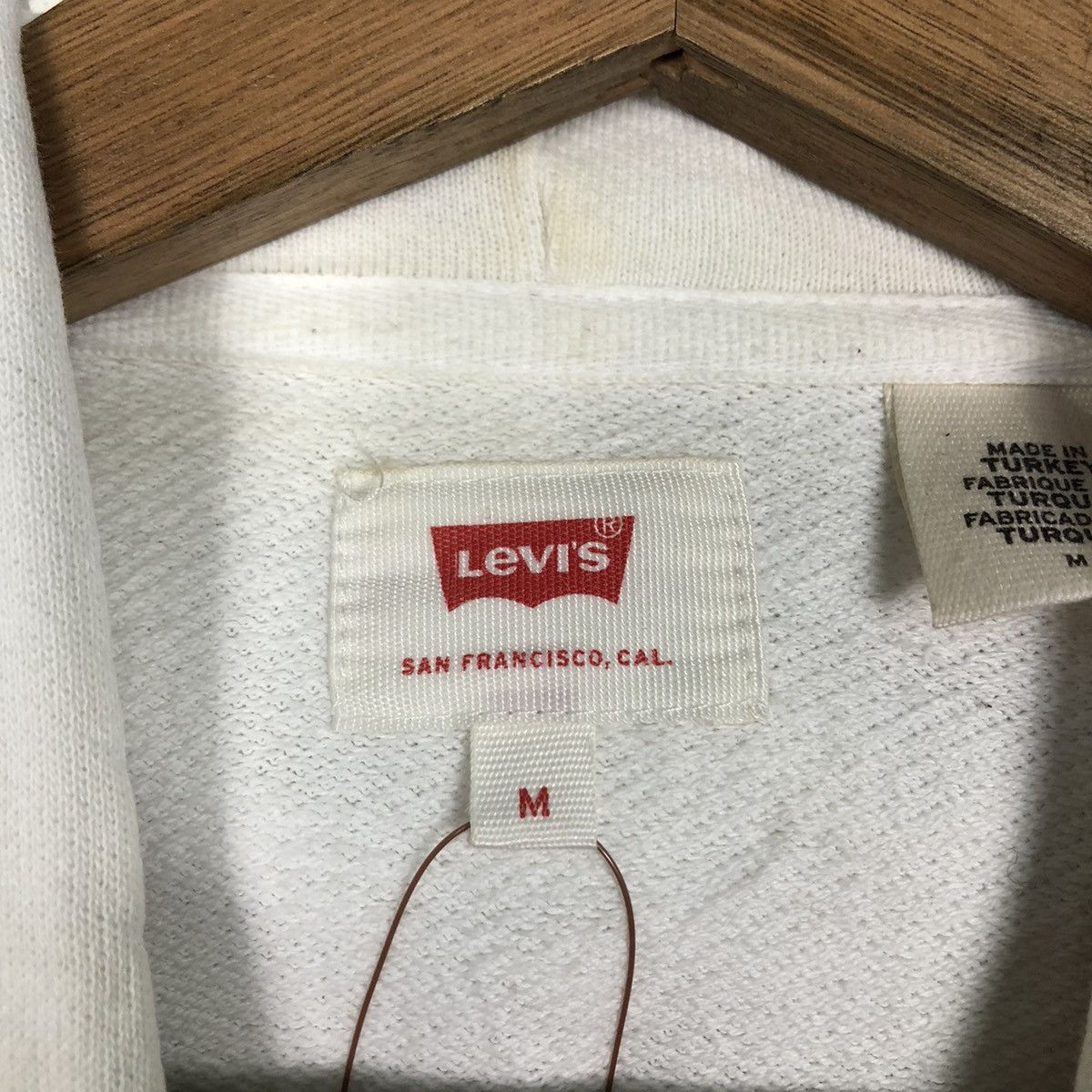 Japanese Brand 📌Vintage Hoodie Levi's Big Logo Spell Out Design Size US M / EU 48-50 / 2 - 16 Thumbnail