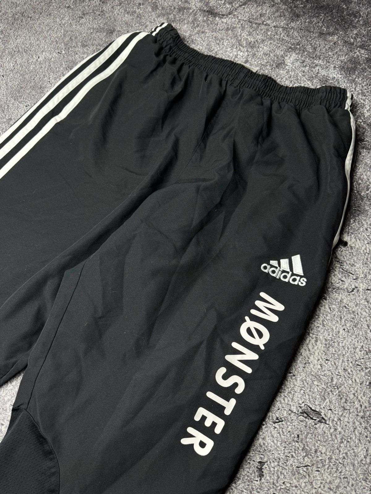 Adidas adidas monster vintage nylon track pants Size US 34 / EU 50 - 4 Thumbnail