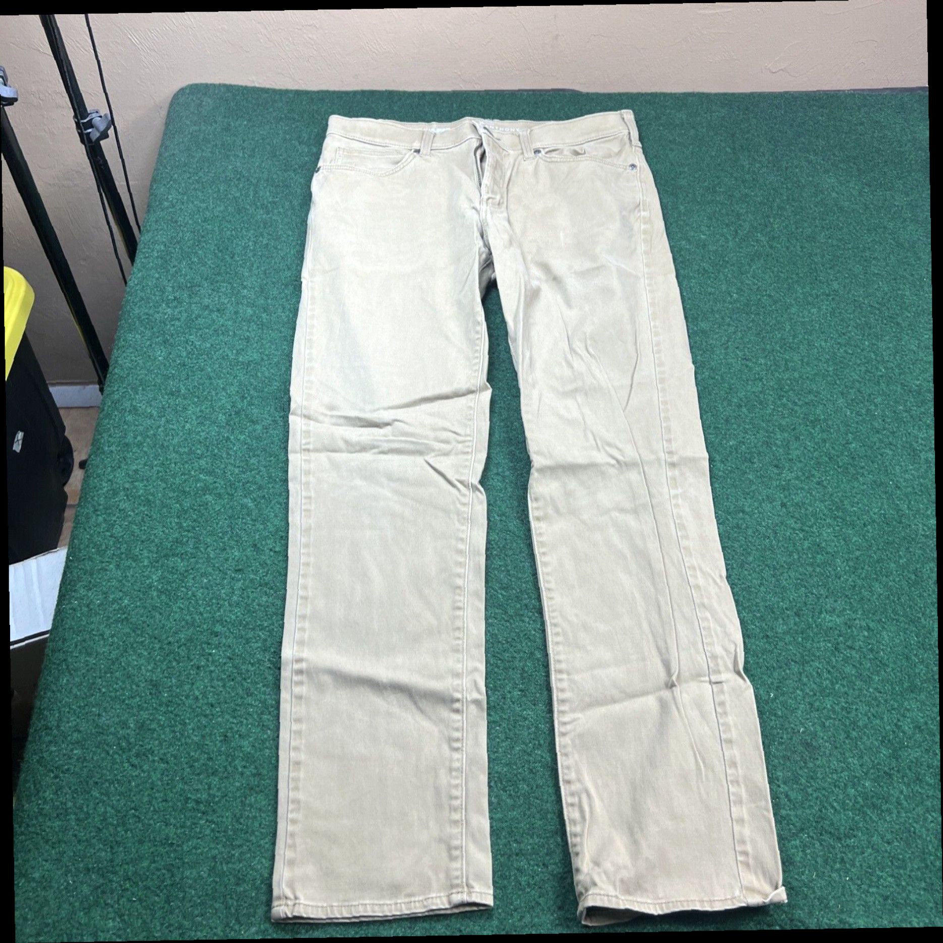 Marcs Marc Anthony Flex + Slim Straight Mens Khaki Pants Sz 32x32 Size US 32 / EU 48 - 1 Thumbnail
