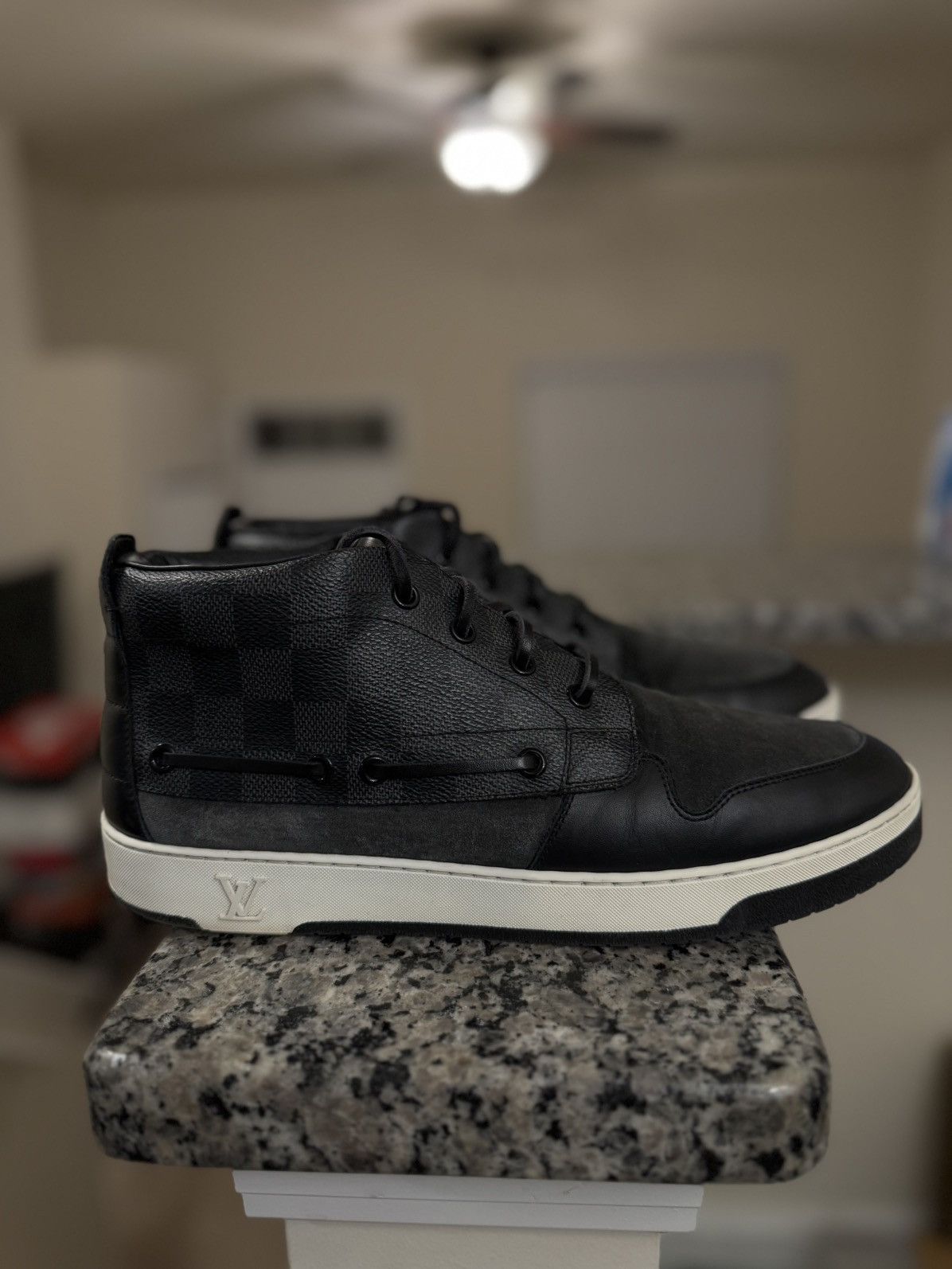 Louis Vuitton 8LV/9US Louis Vuitton Damier Black Mid Top Sneakers Size US 9 / EU 42 - 1 Thumbnail