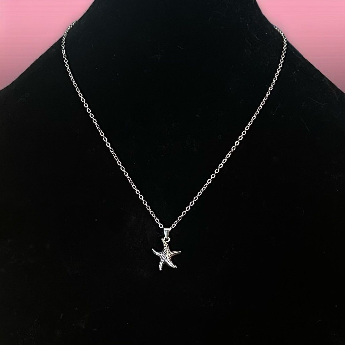 Other Silver tone starfish pendant necklace Size ONE SIZE - 1 Thumbnail