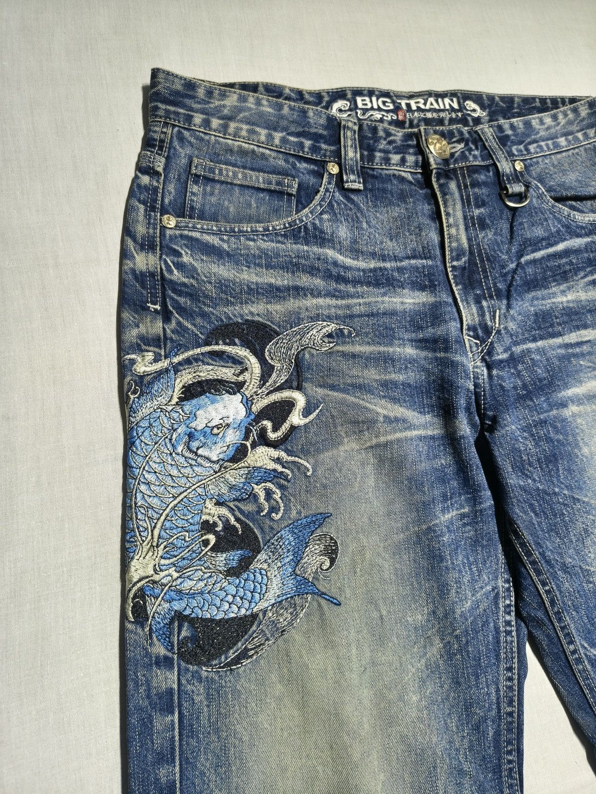 Japanese Brand Vintage Big Train Koi Fish Embroidered Denim Y2K 🐟(046) Size US 36 / EU 52 - 4 Thumbnail