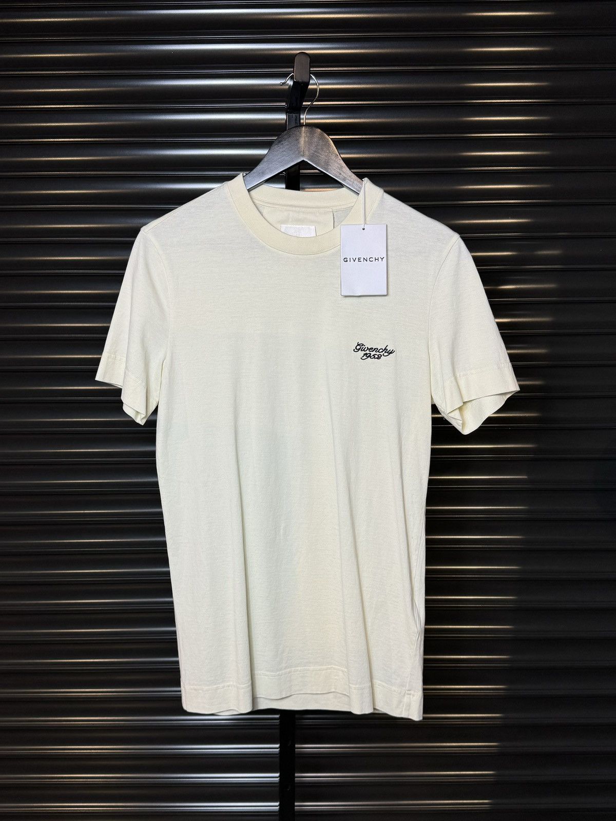 Givenchy Givenchy 1952 Embroidered Natural Tee NWT - XS Size US XS / EU 42 / 0 - 1 Thumbnail