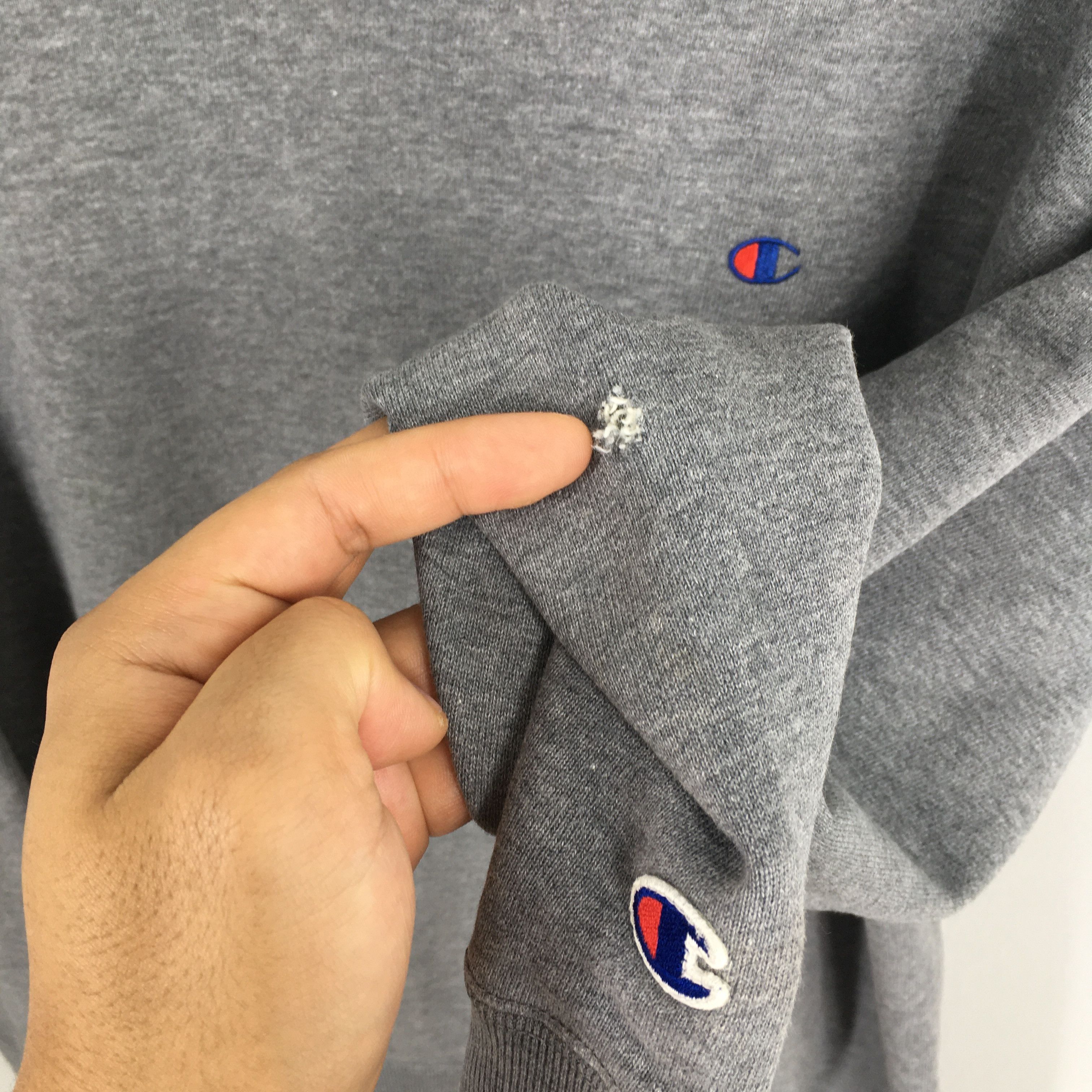 Champion × Vintage Vintage Champion Script Logo Gray Sweatshirt Large Size US L / EU 52-54 / 3 - 6 Thumbnail