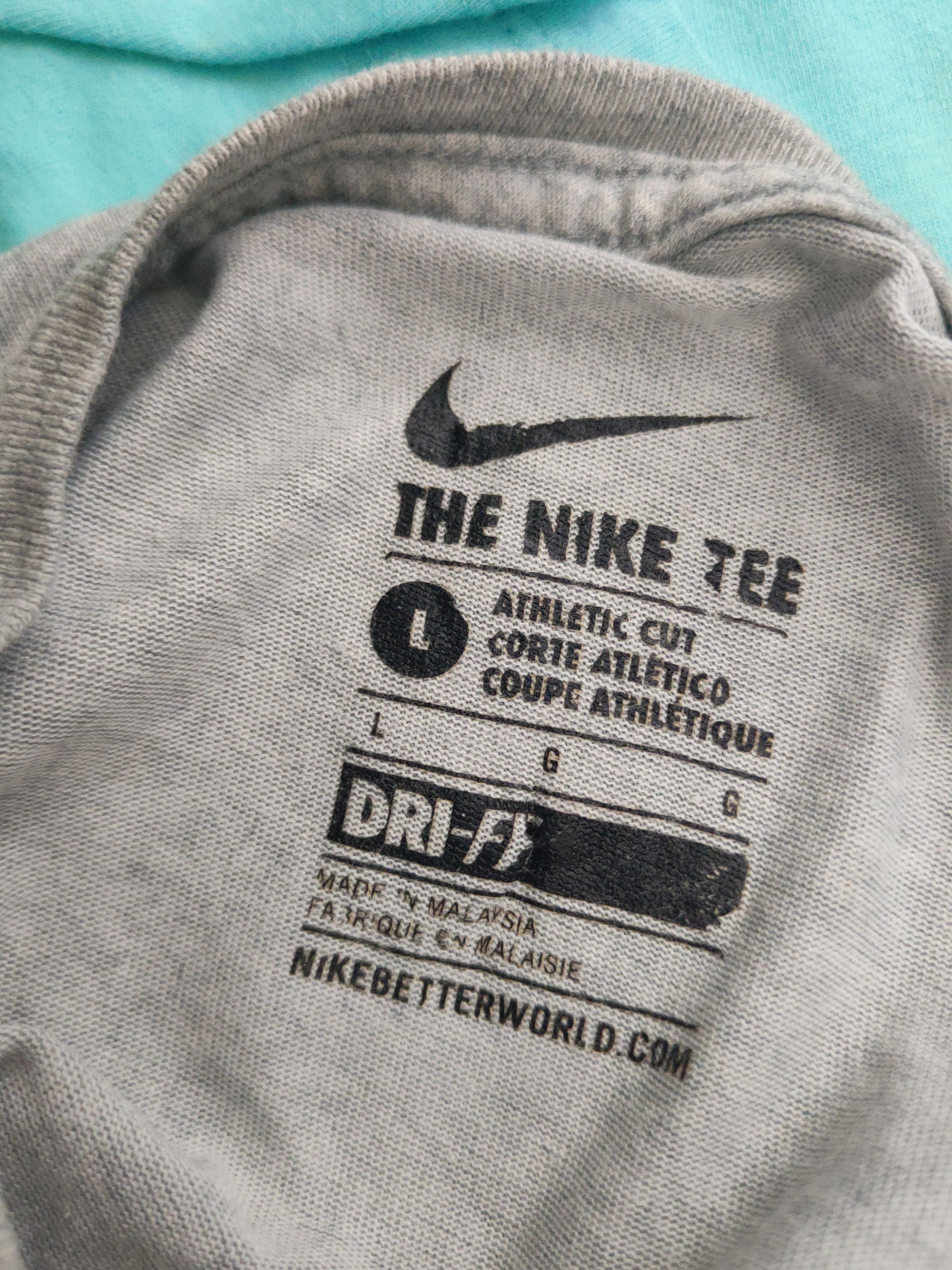 Nike × Vintage DL Nike Gray Short Sleeve T-shirt #2542 Size US L / EU 52-54 / 3 - 13 Thumbnail