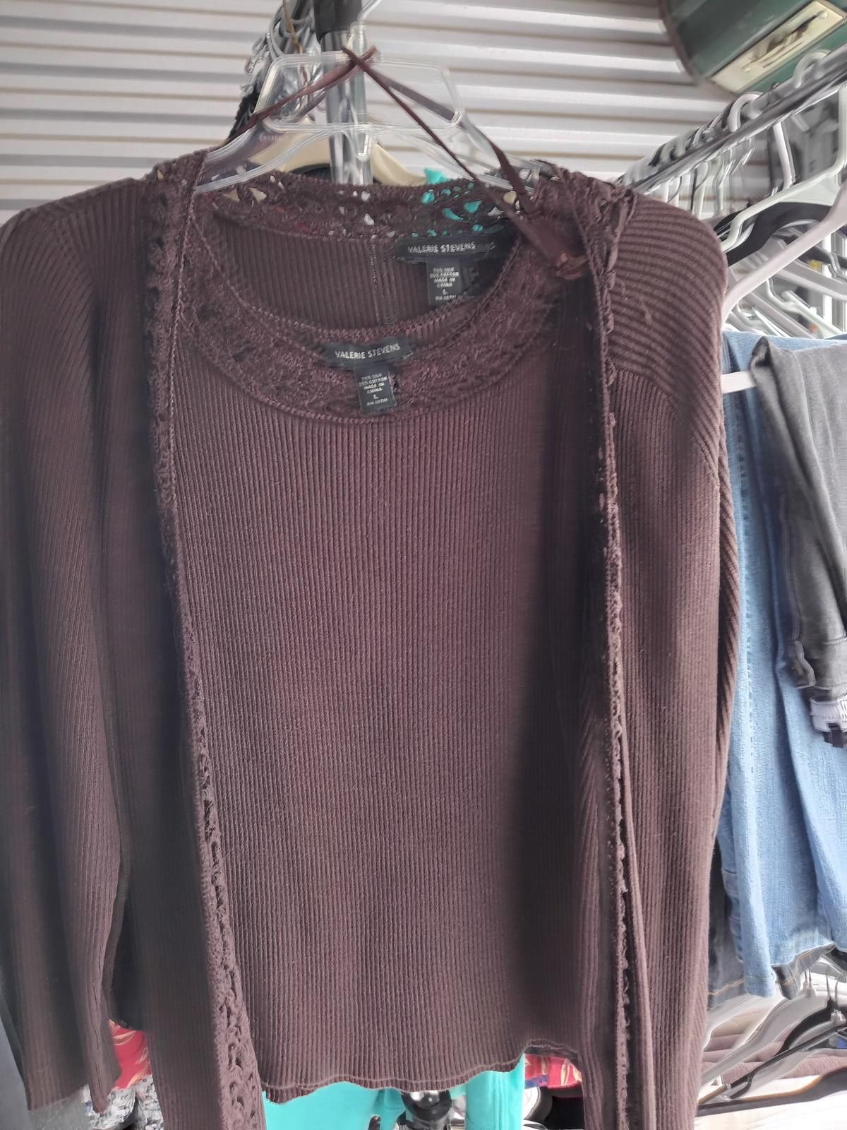 Designer Valerie Stevens Women's Brown Knit Cardigan and blouse set Size L / US 10 / IT 46 - 3 Thumbnail