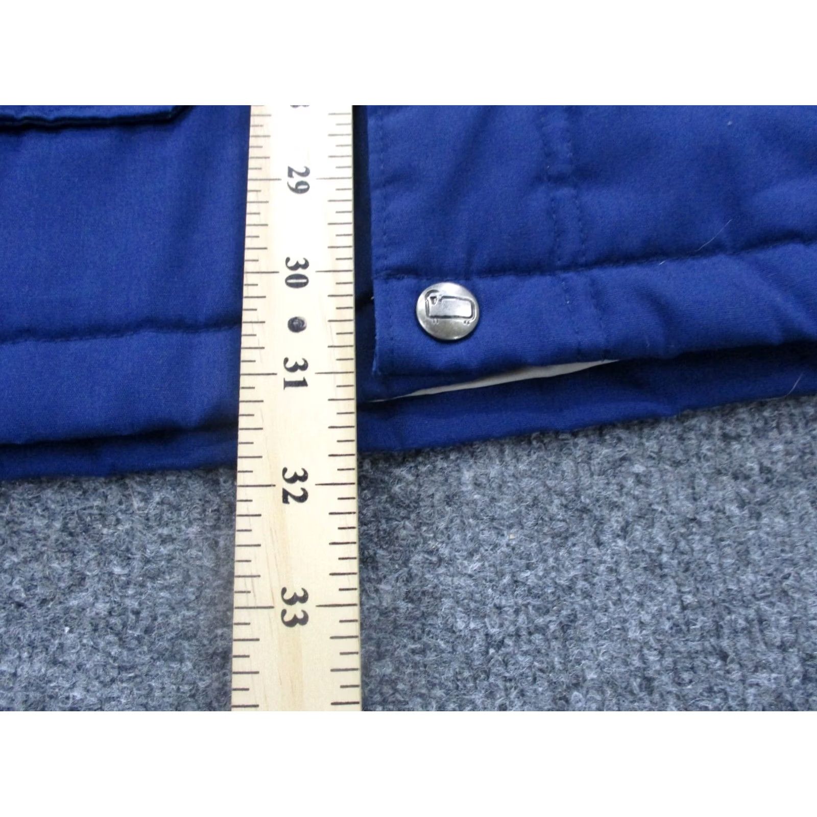 Vintage Woolrich Jacket Womens L Blue Puffer Outdoor Vintage USA Made Woolrich Jacket Womens L Blue Puffer Outdoor Vintage USA Made Size L / US 10 / IT 46 - 4 Thumbnail