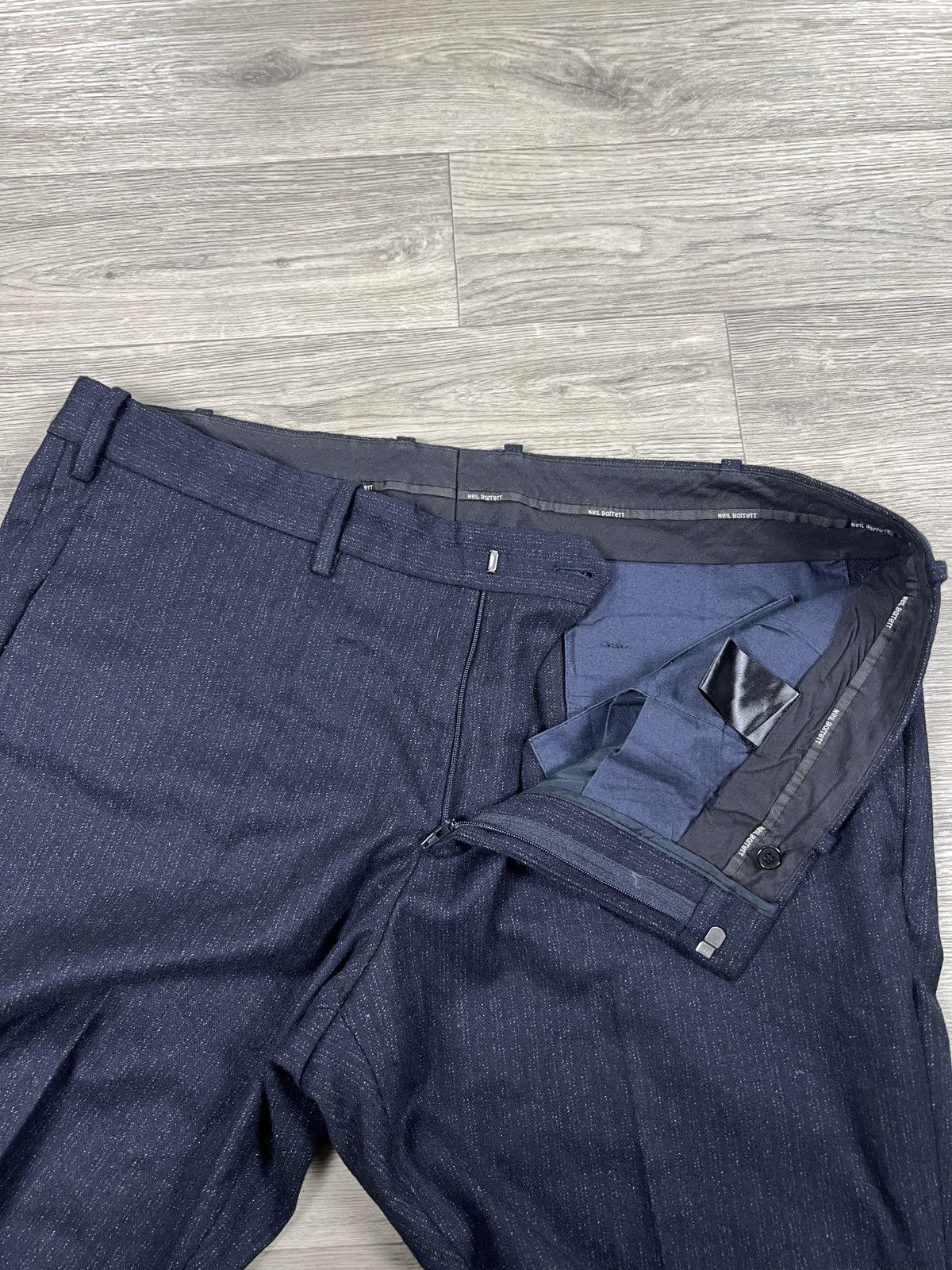 Neil Barrett Neil Barrett Navy and White Wool Pinstripe Suit Mens Size 56 Size 46R - 17 Thumbnail
