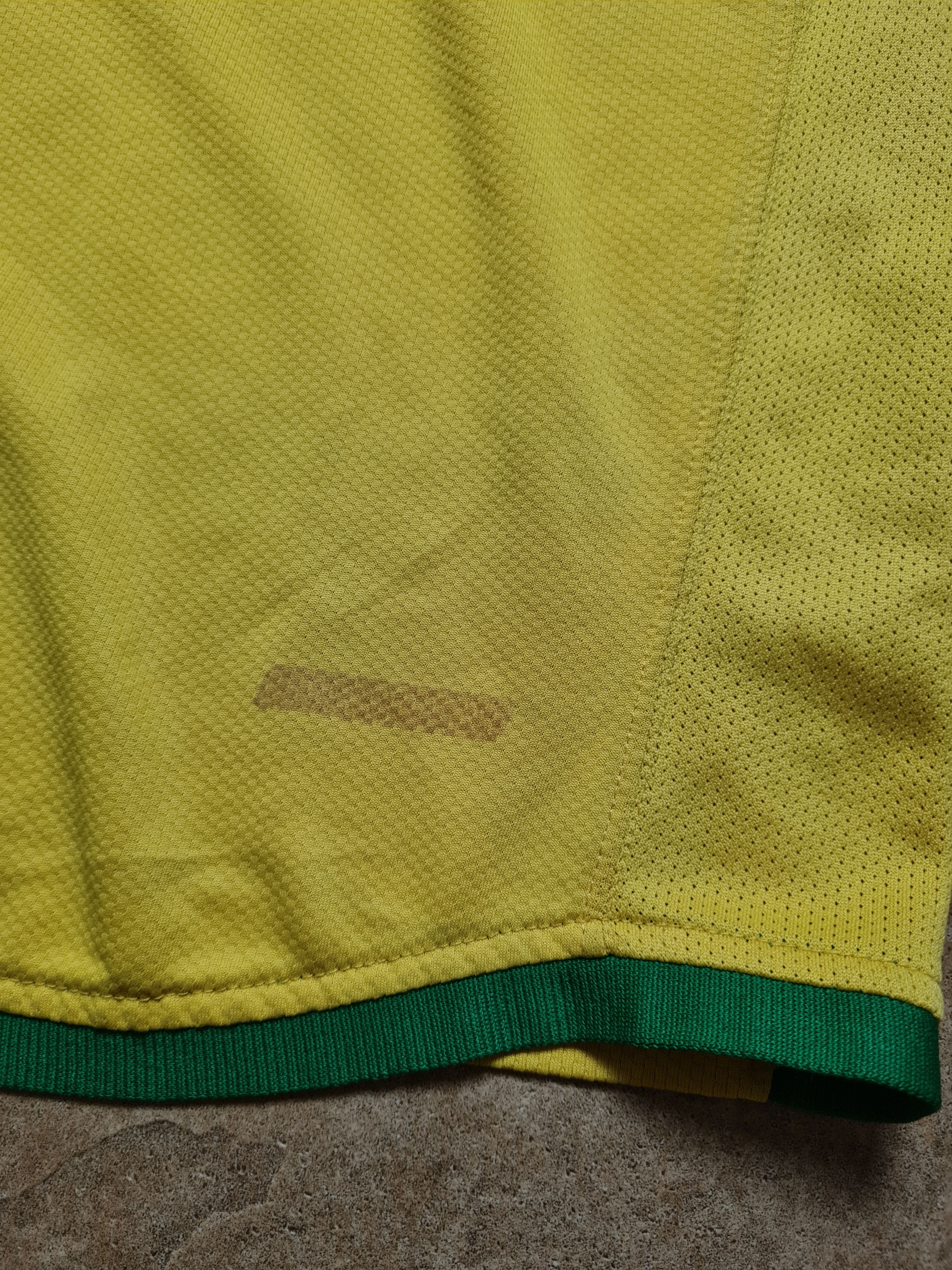 Nike Rare Soccer shirt Nike Brazil 2006-2008 Football Jersey Size US S / EU 44-46 / 1 - 15 Thumbnail