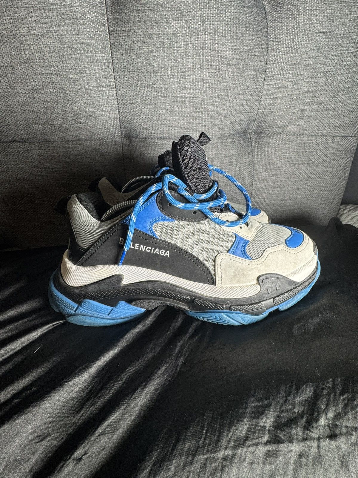Balenciaga Balenciaga Triple S Blue White Black Sneaker Size 10 US Size US 10 / EU 43 - 2 Thumbnail