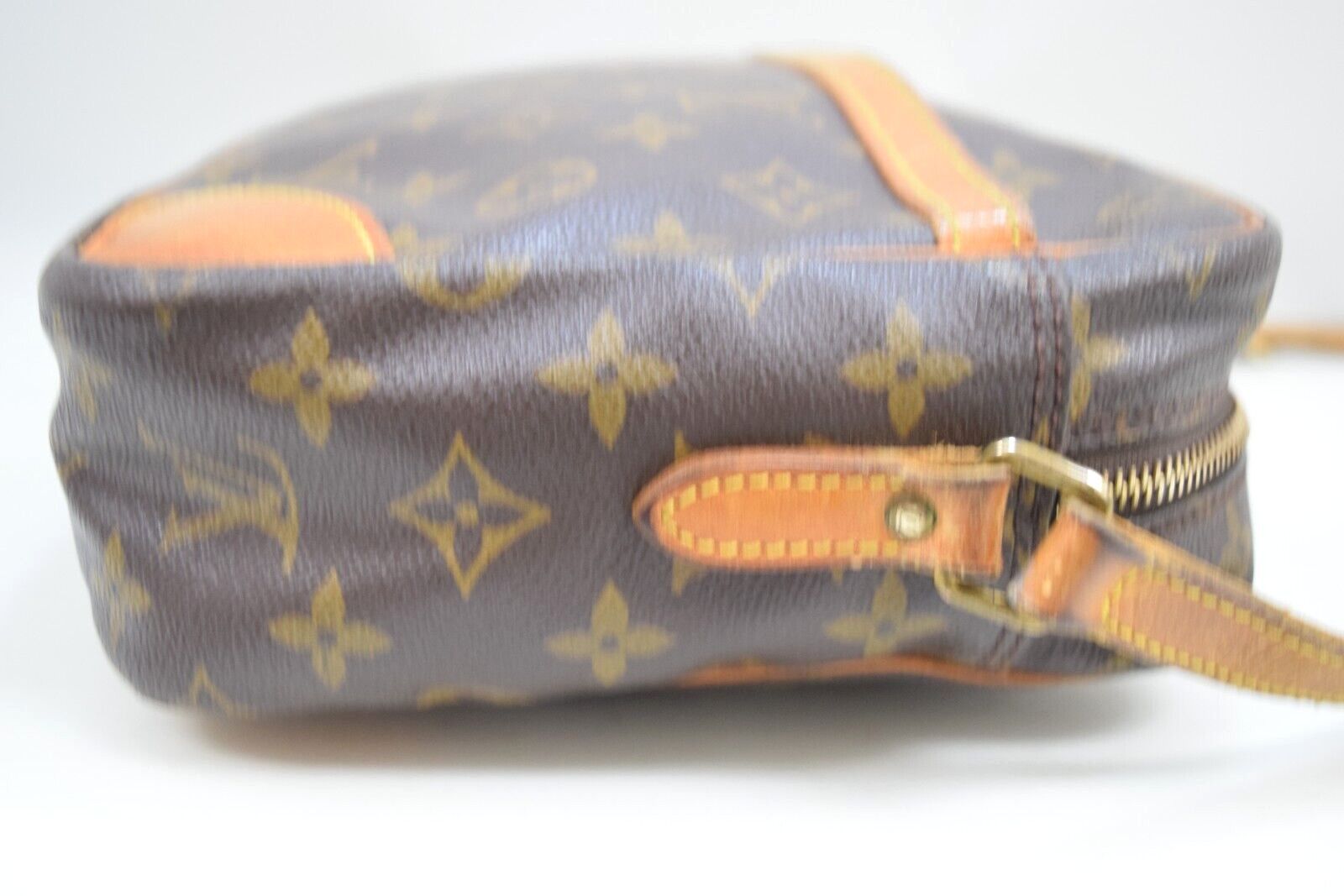 Louis Vuitton LV Trocadero 27 Crossbody Bag Monogram Canvas M51274 Size ONE SIZE - 6 Thumbnail
