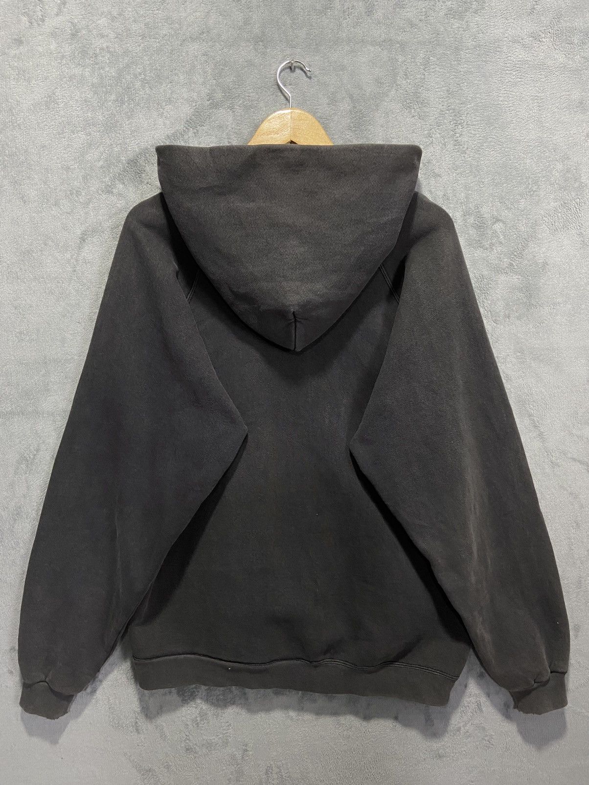 Adidas Vintage 90s Adidas Distressed Sunfaded Baggy Hoodie Size US M / EU 48-50 / 2 - 2 Thumbnail