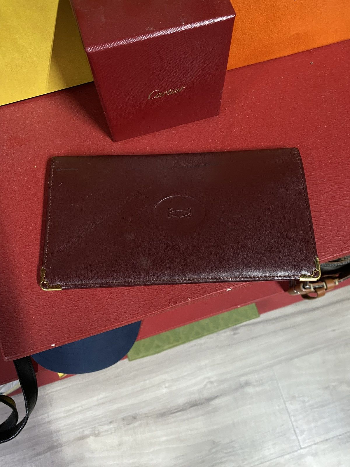 Cartier Cartier Red Long Leather Wallet Preowned Card Holder Size ONE SIZE - 1 Thumbnail