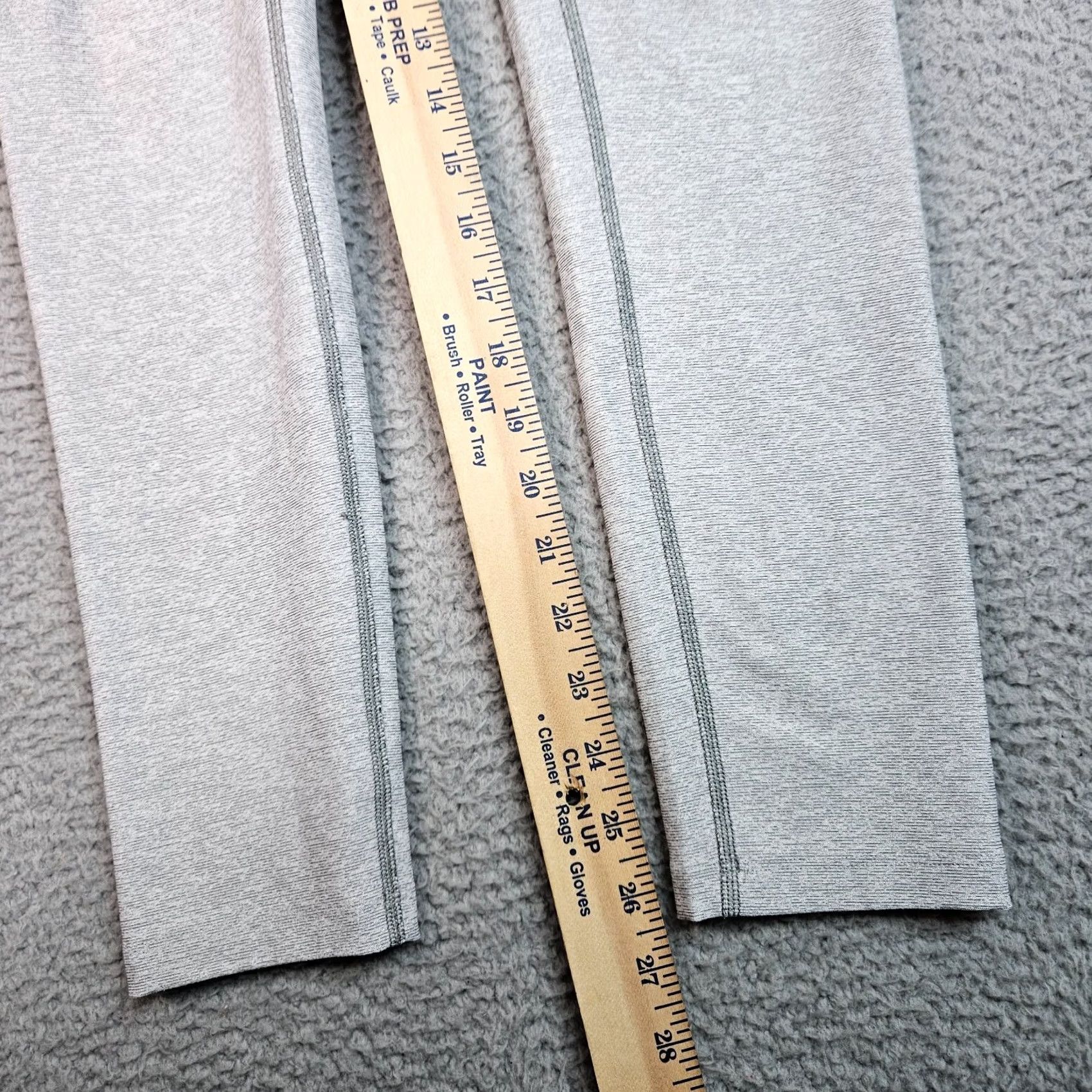 Outdoor Voices - Keeps the core selling point: Outdoor Voices Womens black gray stripes 7/8 leggings Size M Size 32" / US 10 / IT 46 - 3 Thumbnail