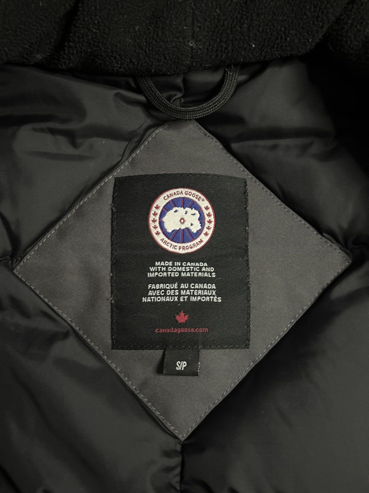 Canada Goose Canada Goose Down Jacket – Size S Size US S / EU 44-46 / 1 - 4 Thumbnail