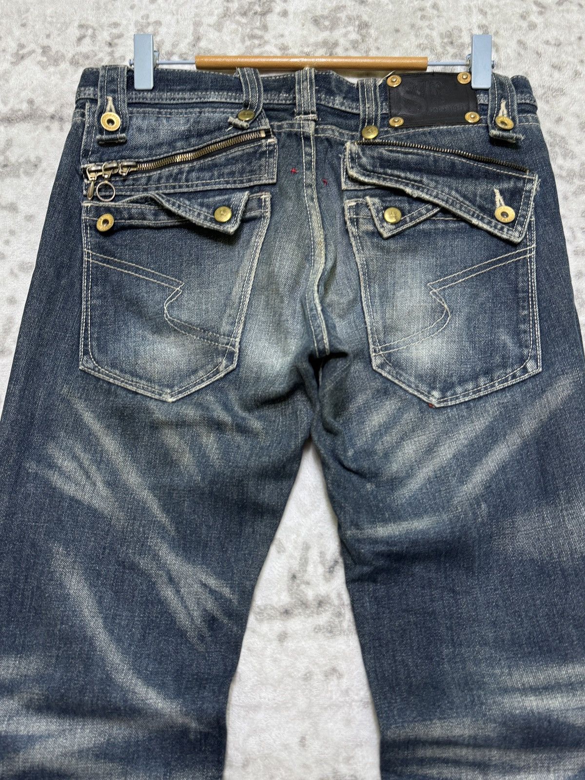 semanticdesign 2000s Semantic Design Mud Wash Clawmark Zipper Pocket Jeans Size US 31 - 9 Thumbnail
