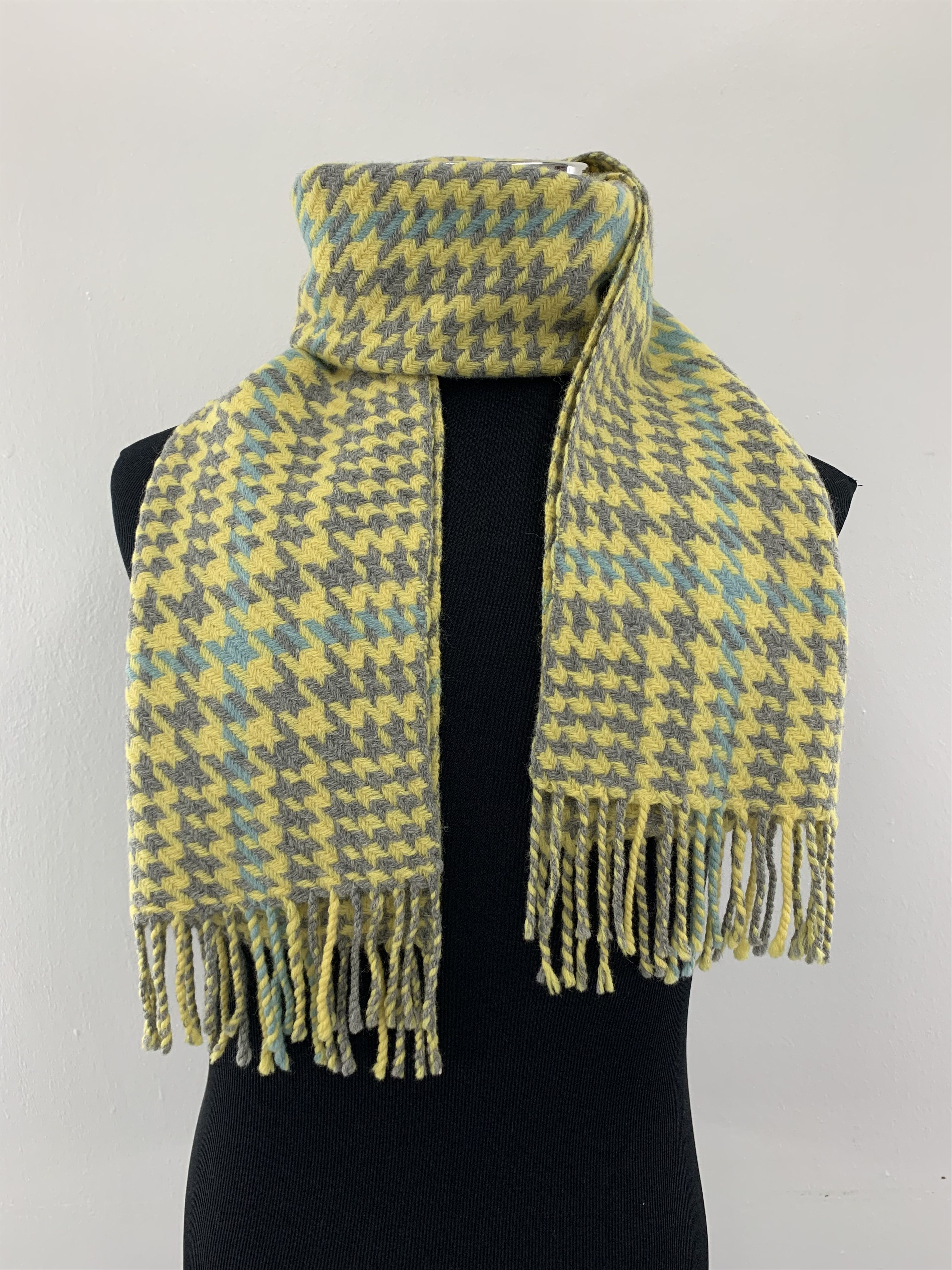 Junko Shimada Junko Shimada Scarf Wool Muffler Neck Wrap BL5217 Size ONE SIZE - 2 Thumbnail