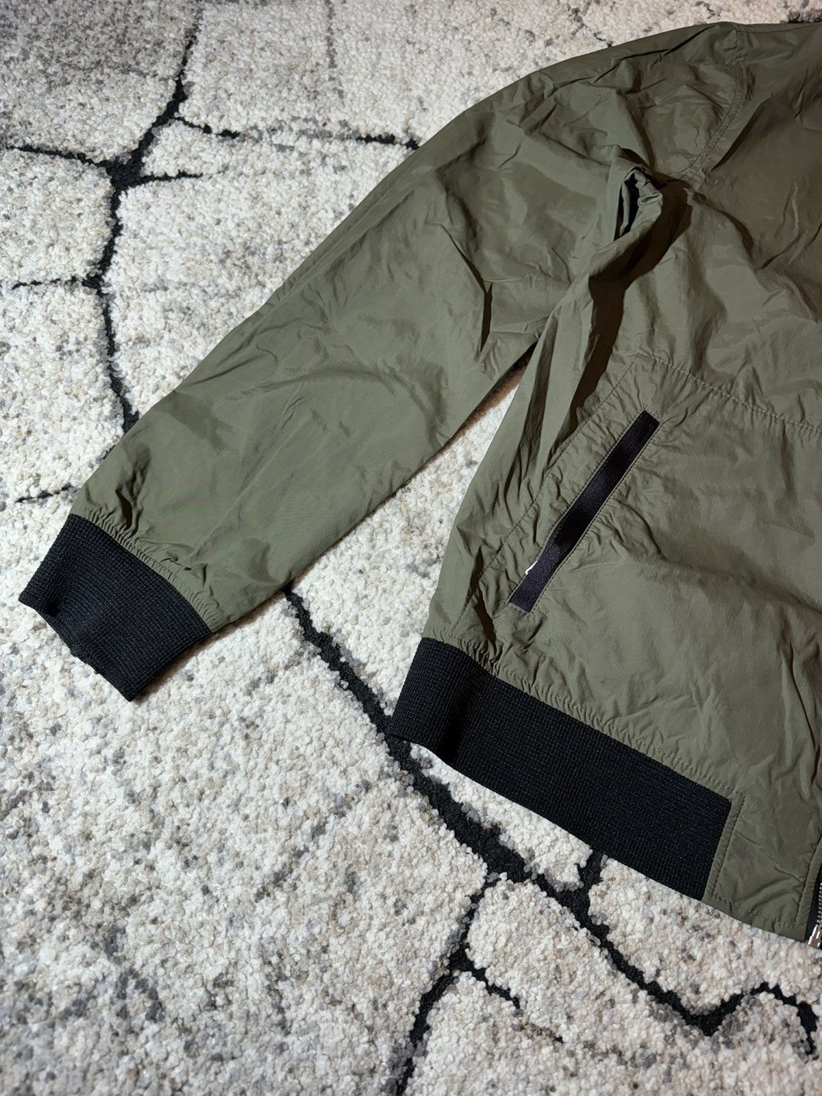 Allsaints Allsaints Sonne Bomber Nylon Men’s MJ017Q Light Jacket S sz Size US S / EU 44-46 / 1 - 4 Thumbnail