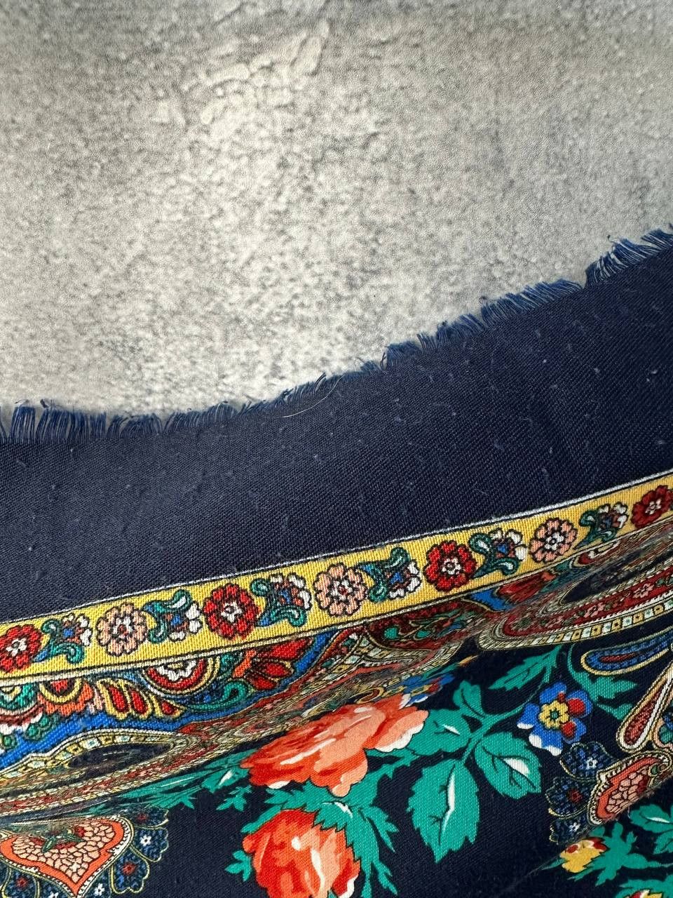 Vintage Franco Laurenti Shawl Vintage 1980s Paisley Fringed Wrap Size ONE SIZE - 5 Thumbnail