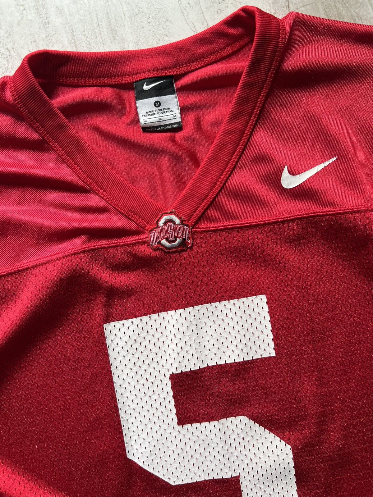 Vintage Vintage Nike NCAA Ohio State Buckeyes Football Jersey Size US M / EU 48-50 / 2 - 3 Thumbnail