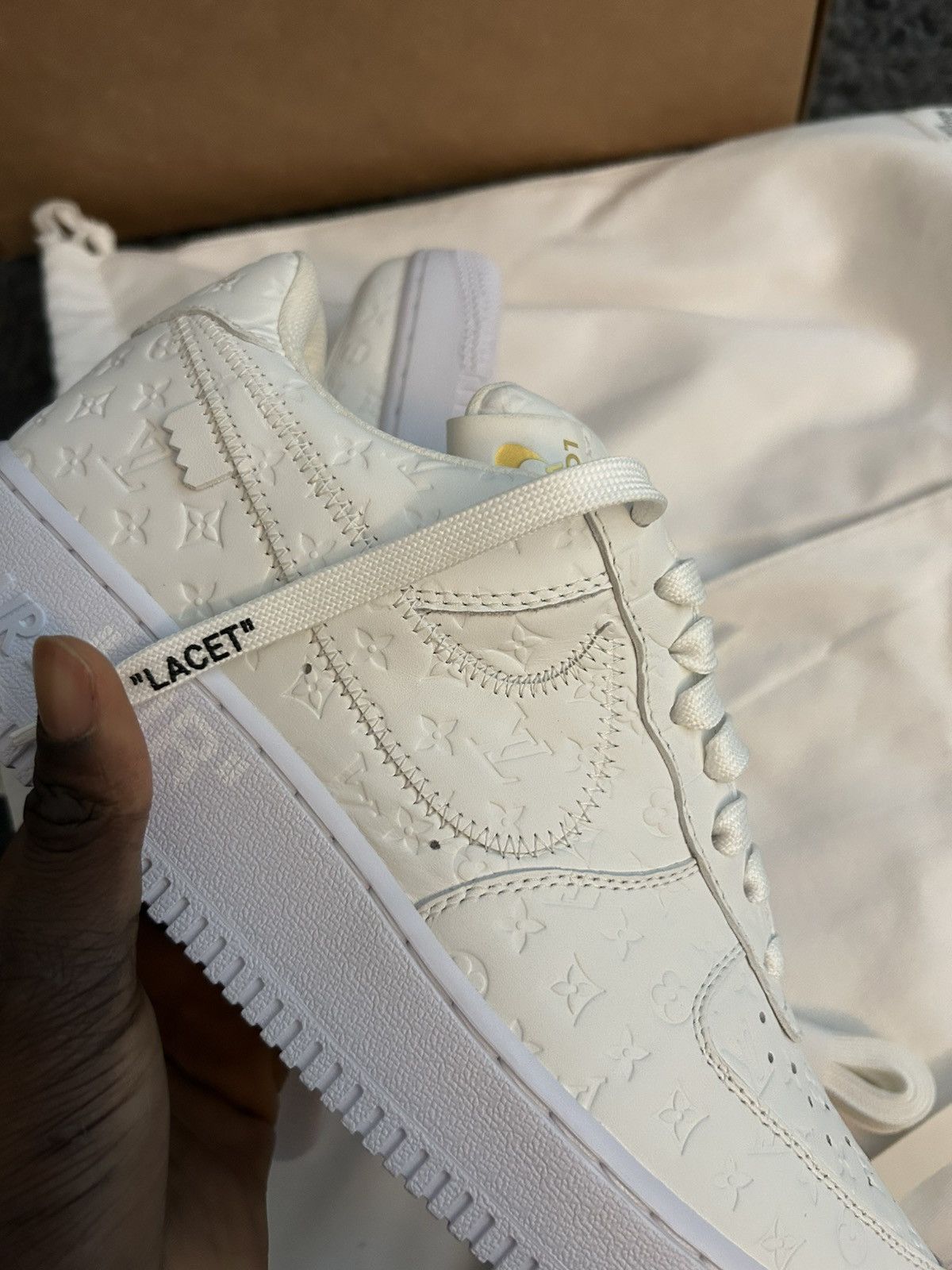 Louis Vuitton Louis Vuitton Nike White Monogram Low Top Air Force 1 Size US 9 / EU 42 - 11 Thumbnail