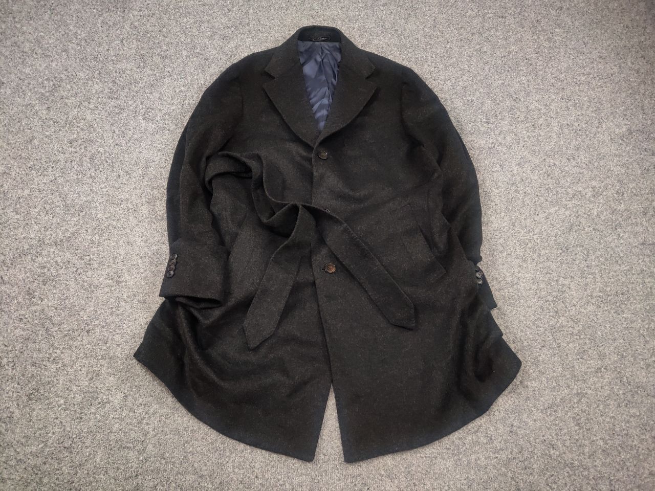Suitsupply Suitsupply Vicenza overcoat Wool Buttons and belt Mid Jacket Size US L / EU 52-54 / 3 - 2 Thumbnail