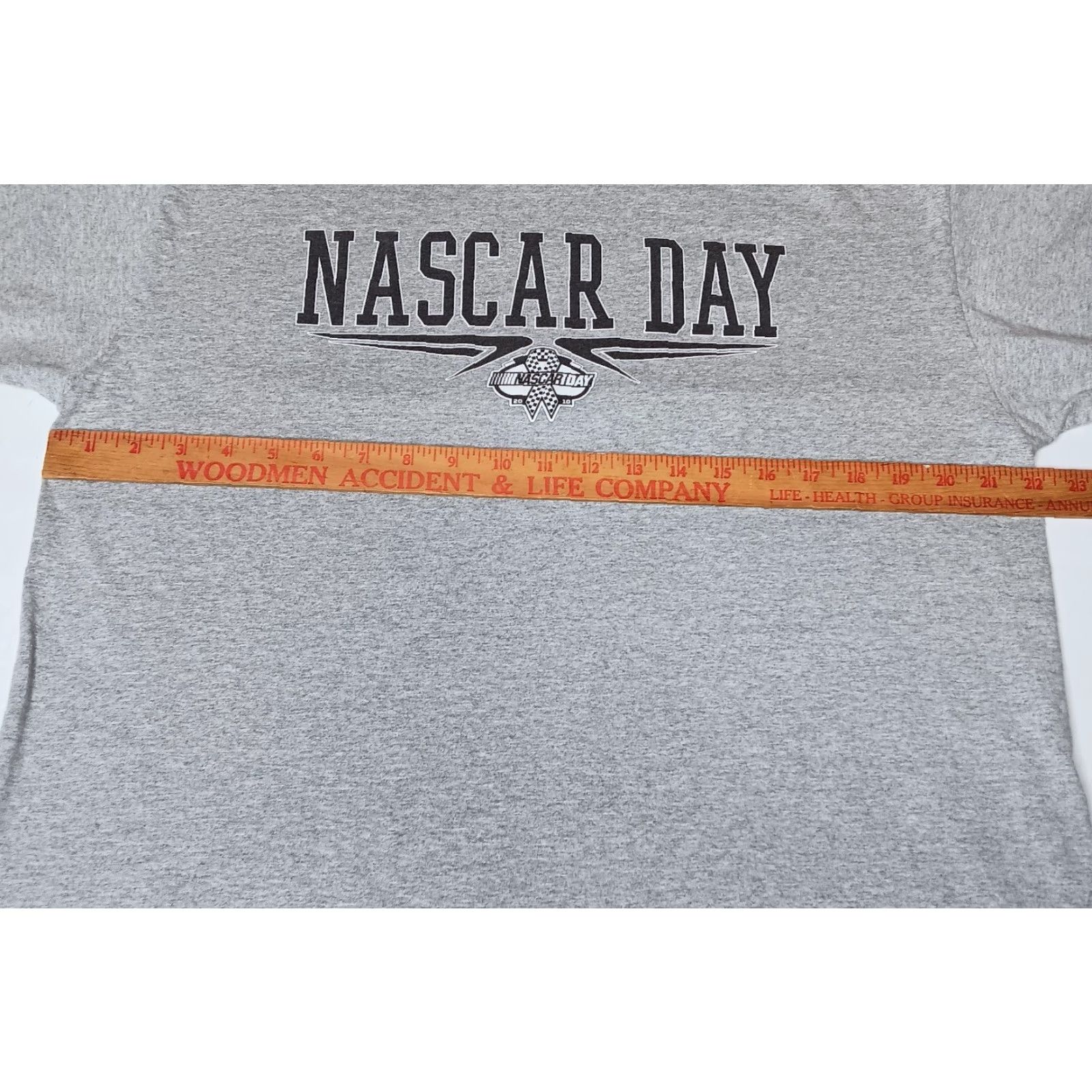 Anvil NASCAR Day 2010 Shirt XL Gray Men's T-Shirt Racing Graphic NASCAR Day 2010 Shirt Men XL Gray Anvil Cotton Blend Short Sleeve Crew Neck Size US XL / EU 56 / 4 - 8 Thumbnail