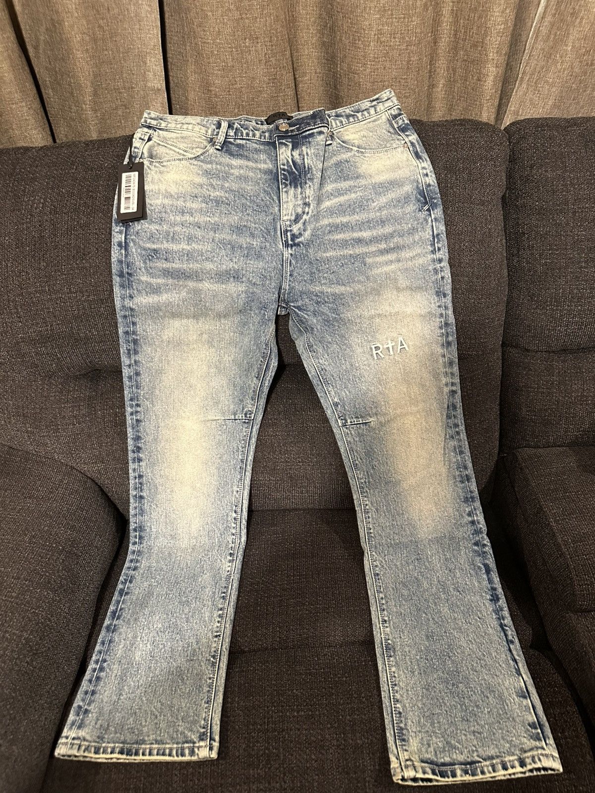 Rta RTA Denis Jean Distressed Retails for $240 Size US 34 / EU 50 - 1 Thumbnail
