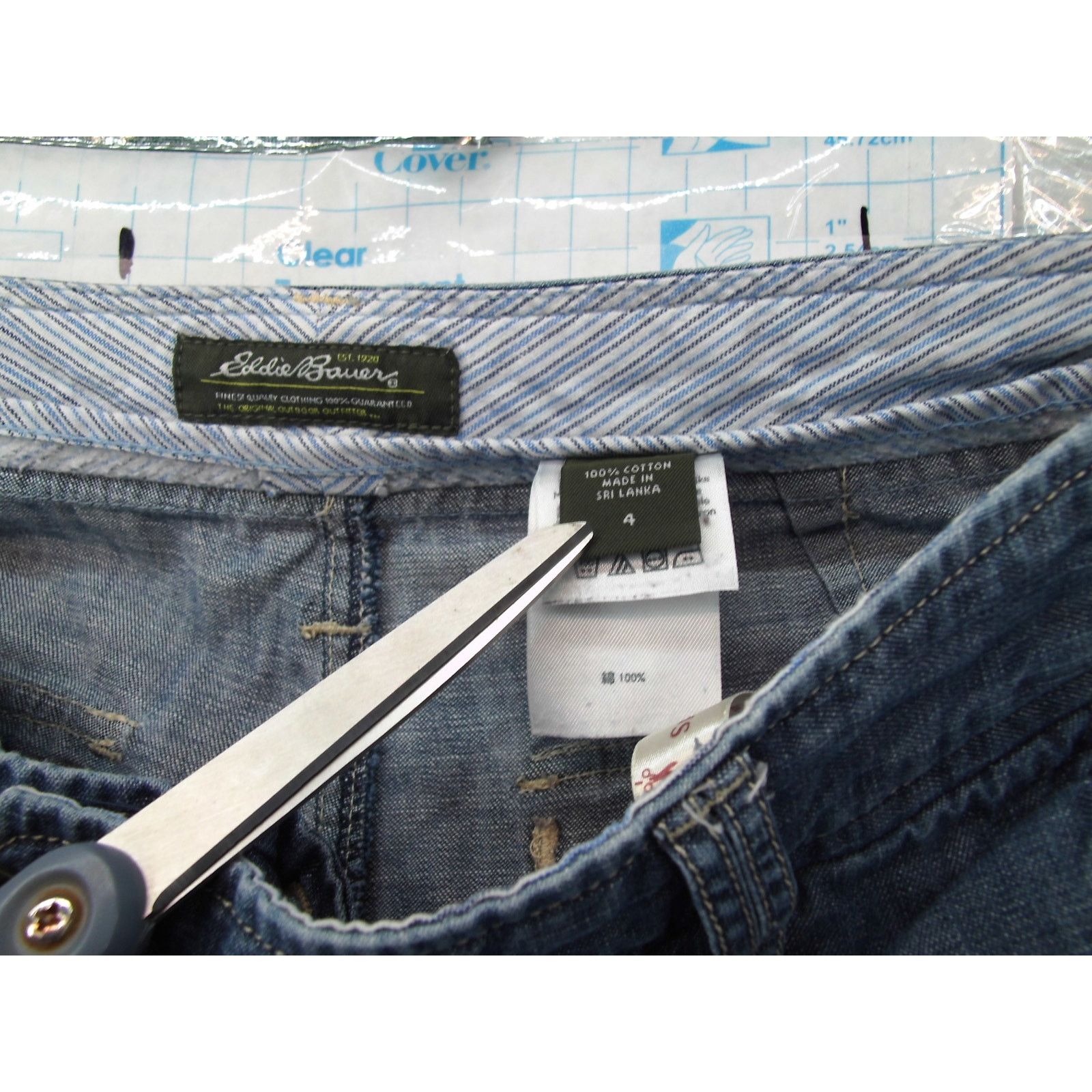 Eddie Bauer Eddie Bauer Shorts Size 4 Specially Dyed Flap Pockets Size 27" / US 4 / IT 40 - 5 Thumbnail