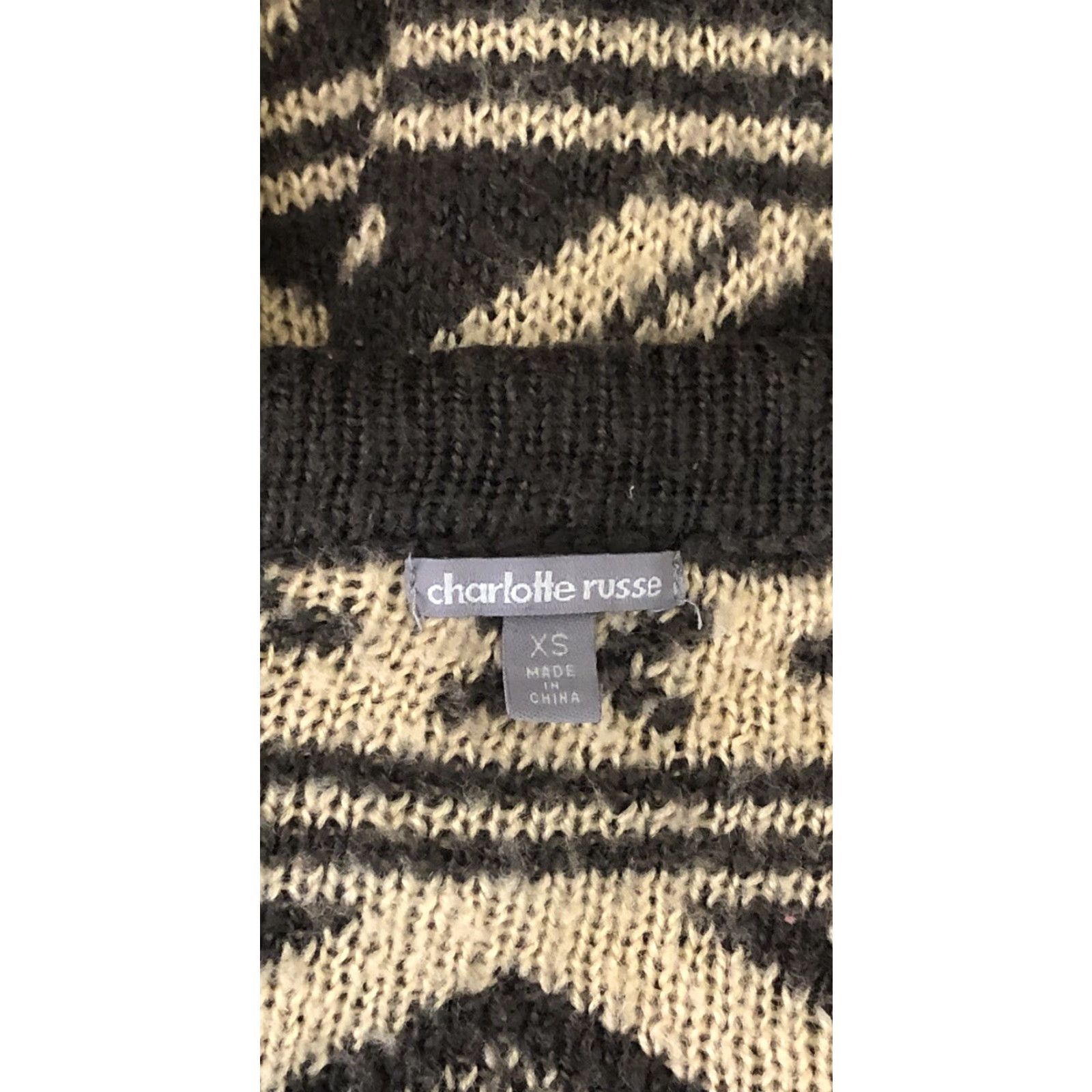 Vintage VINTAGE Charlotte Russe Cardigan Sweater XS Gray Tan Fair Isle Boho Geo Open Raglan Sleeve Regular Women’s Slim? Size XS / US 0-2 / IT 36-38 - 3 Thumbnail