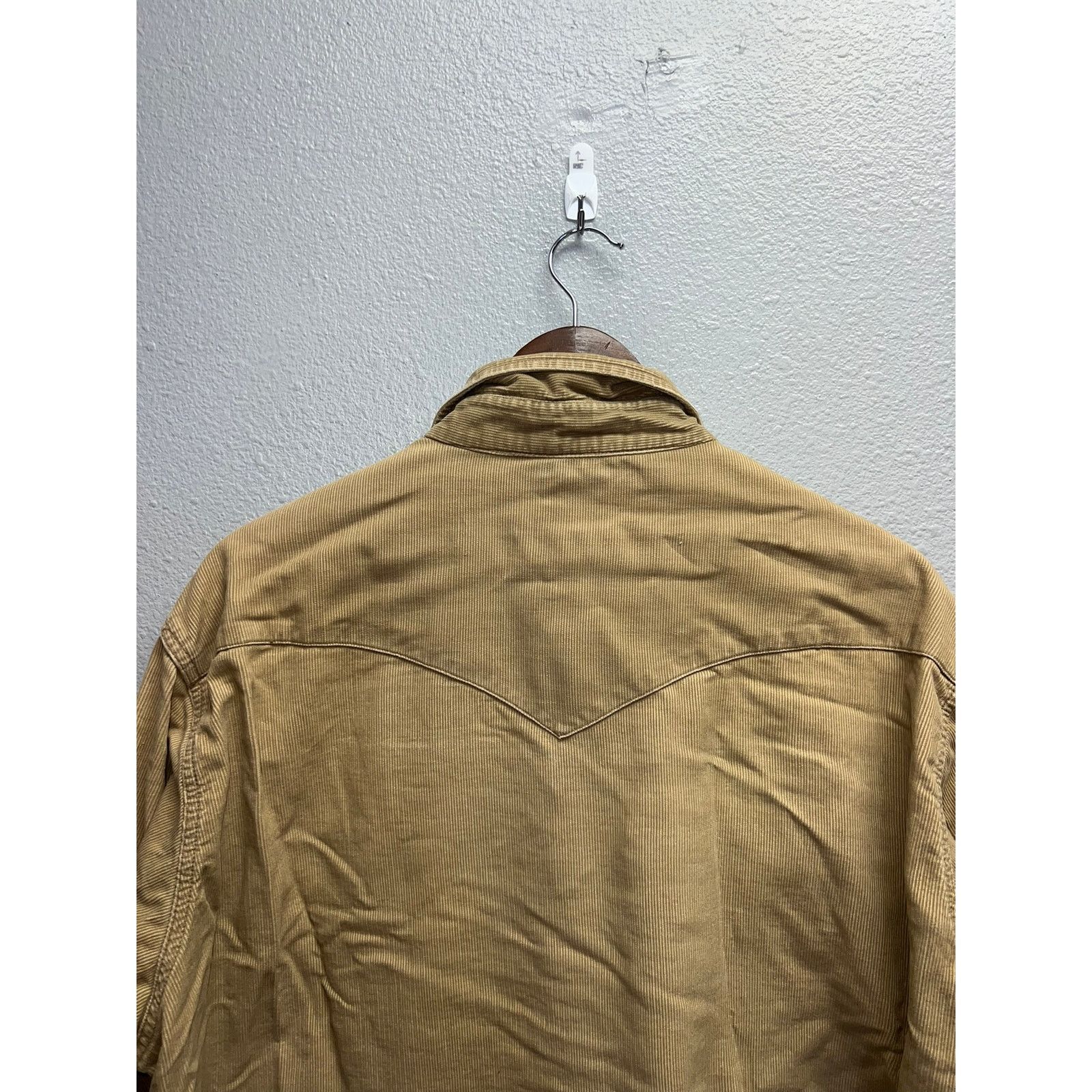 Wrangler Vintage Wrangler Corduroy Shirt Button Up Distressed HOLES X Size US XL / EU 56 / 4 - 10 Thumbnail