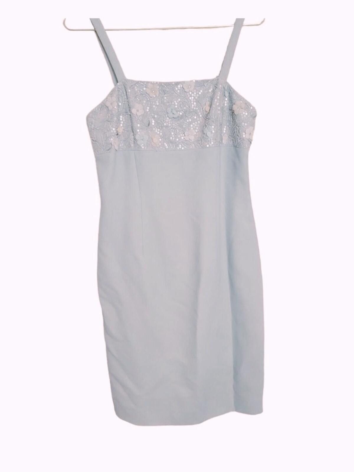 Unknown London Elegant Light Blue Sleeveless Dress with Floral Lace Bodice Size M / US 6-8 / IT 42-44 - 2 Thumbnail
