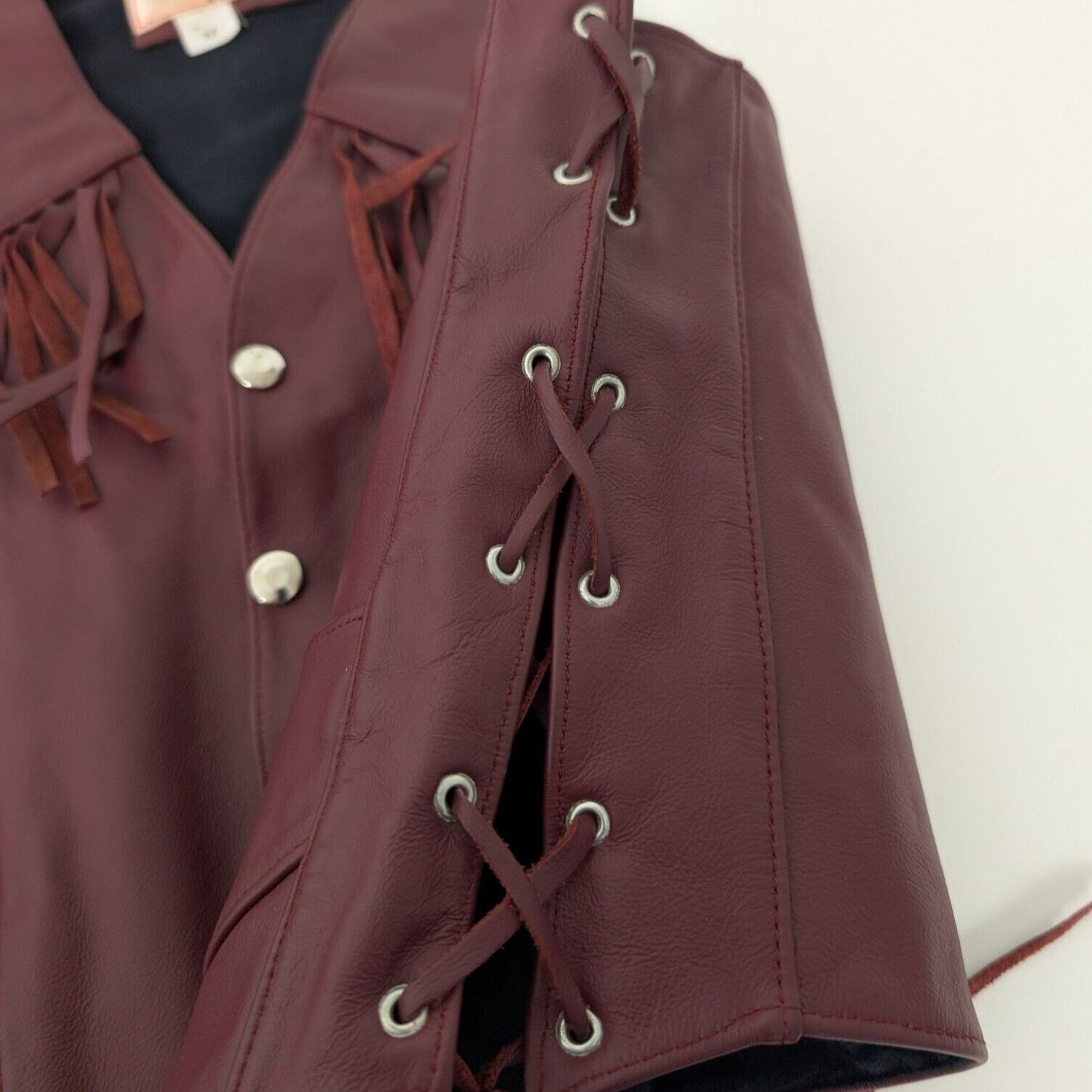 Designer Genuine Leather Fringe Vest Womens Size Medium Size M / US 6-8 / IT 42-44 - 6 Thumbnail