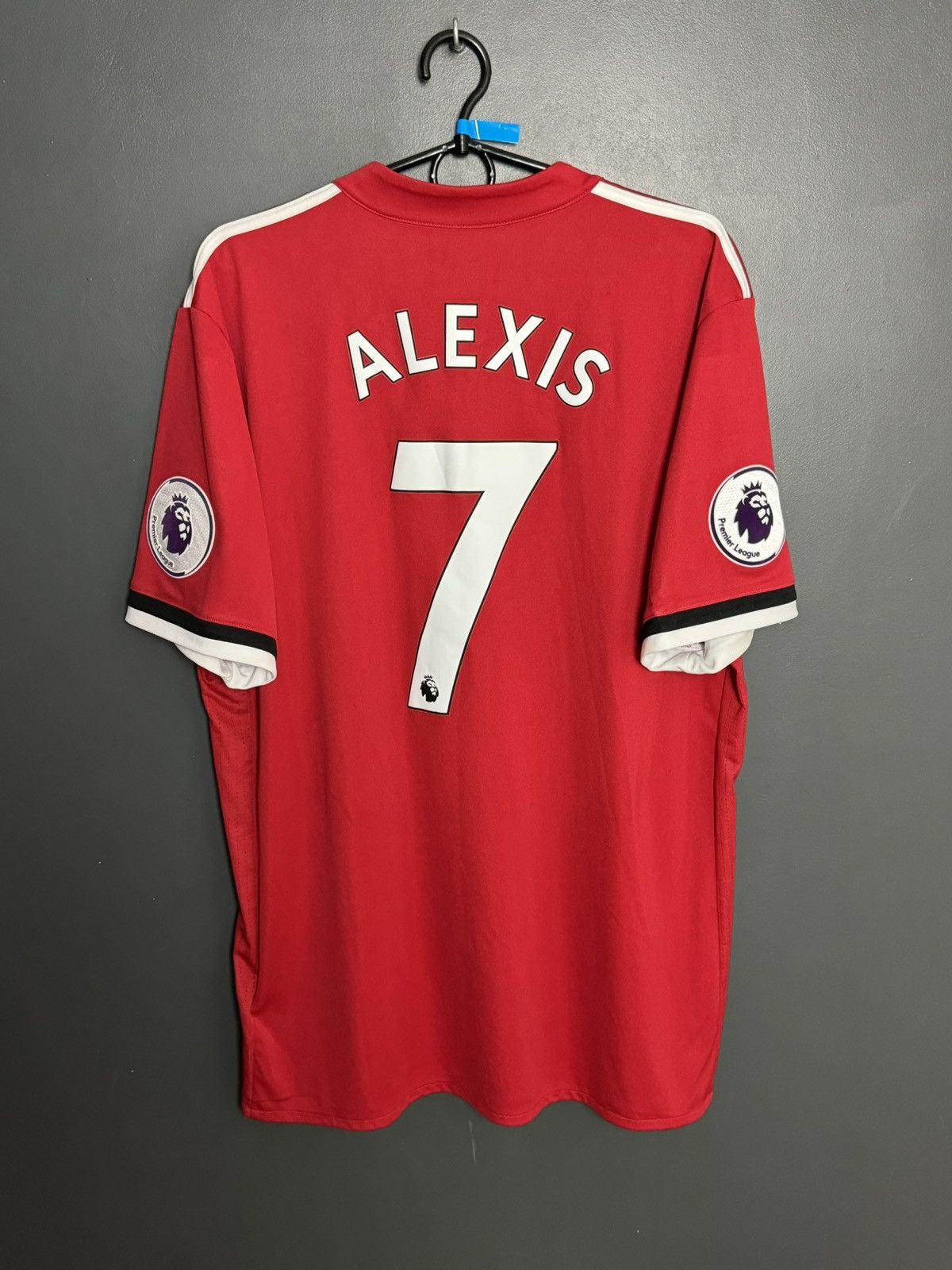 Adidas Manchester United 17/18 Home Alexis Sanchez Football Jersey Size US XL / EU 56 / 4 - 1 Thumbnail
