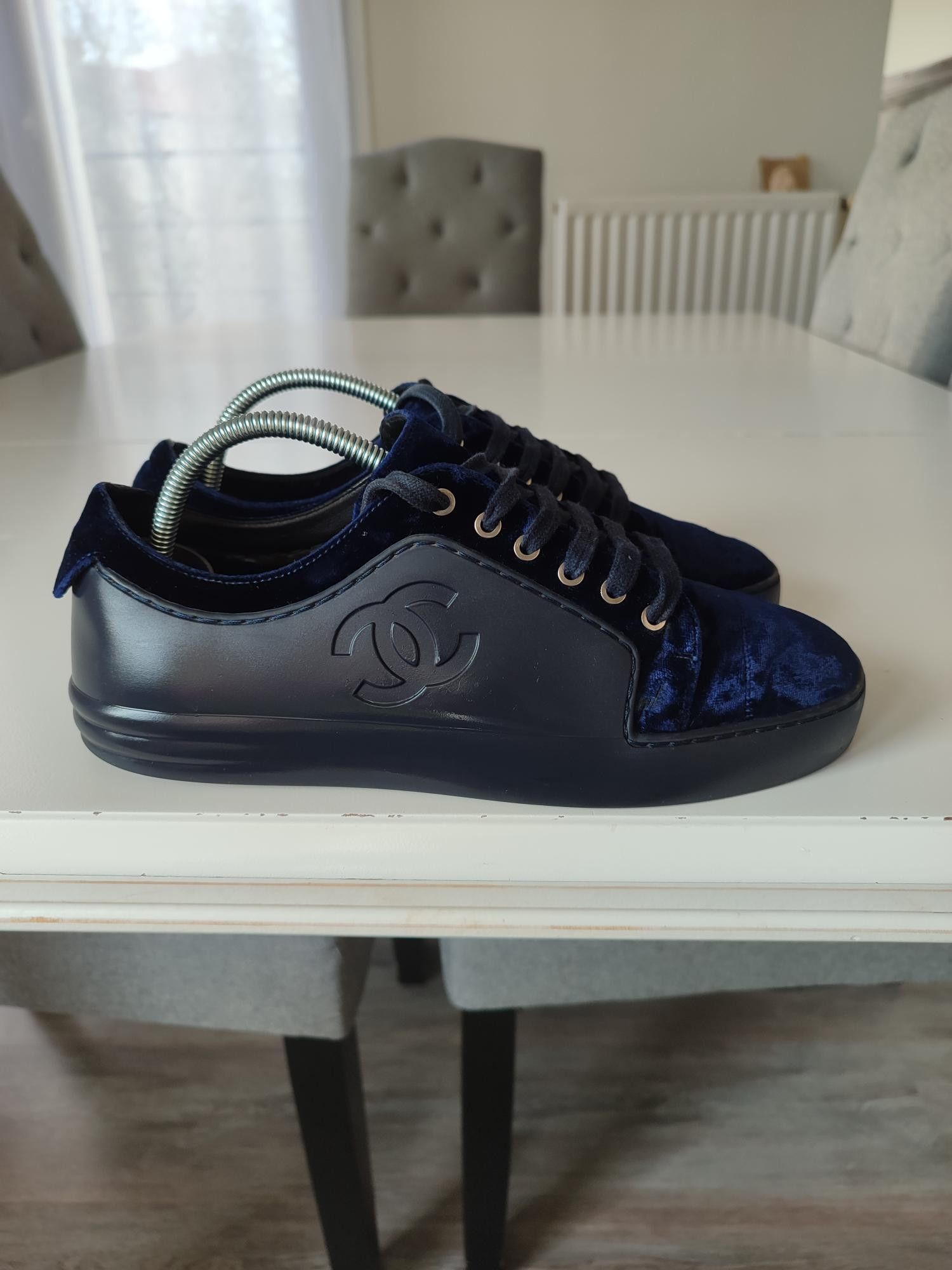 Chanel BASKETS CHANEL VELVET G32719 Size US 7 / IT 37 - 3 Thumbnail