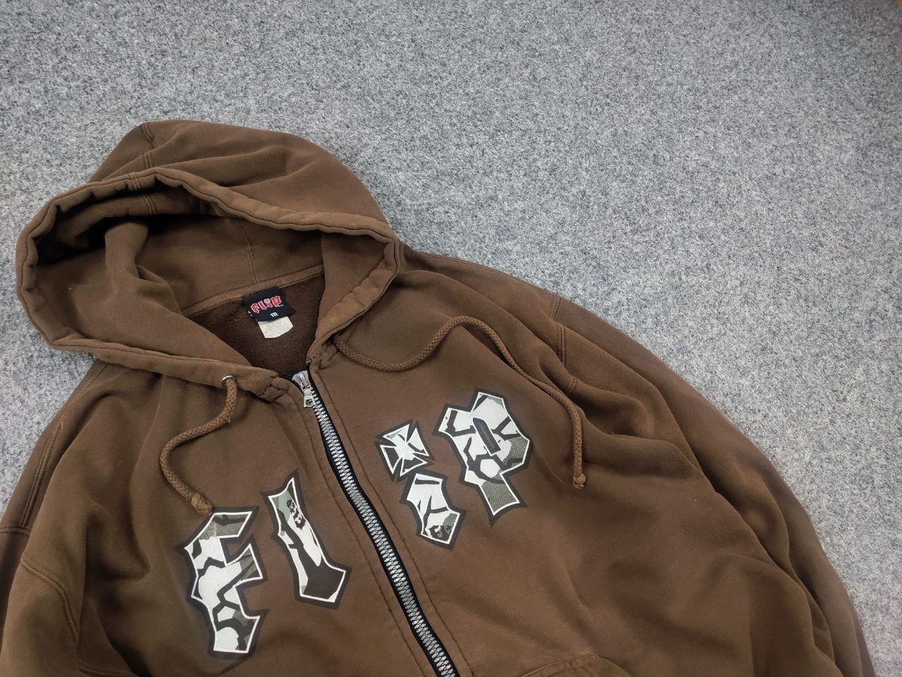 Flip Skateboards Vintage 90's Flip Skateboards Logo Faded Brown Zip Hoodie Size US M / EU 48-50 / 2 - 5 Thumbnail