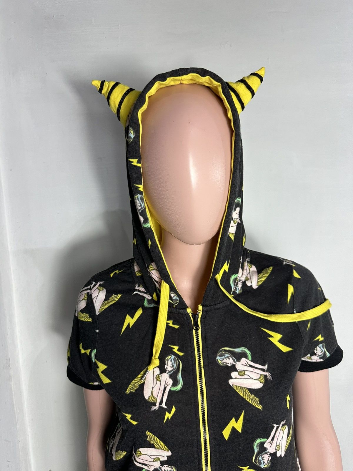Anime × Japanese Brand Kagame Inuyasa Horn Devil Bunny punk Shortsleeve Hoodie Size S / US 4 / IT 40 - 2 Thumbnail