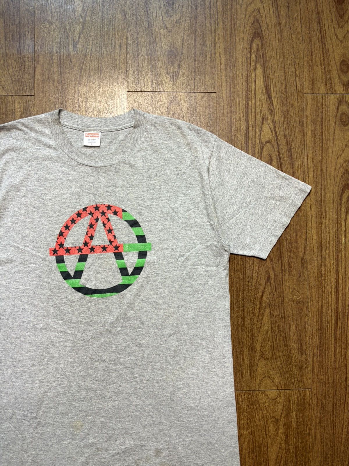 Supreme FREE TAX! SS08 Supreme Anarchy Flag Tee Size US L / EU 52-54 / 3 - 2 Thumbnail
