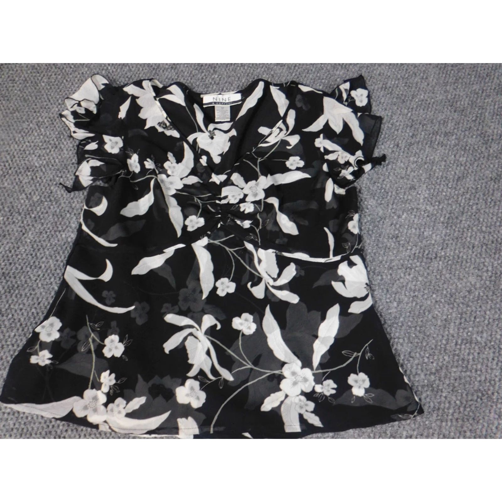 Vintage Nine & Co Womens Blouse 12 Black Floral Short Sleeve Round Neck Pullover Casual Polyester Rayon Classic/Basic Stretch Women Blouse Size XL / US 12-14 / IT 48-50 - 3 Thumbnail