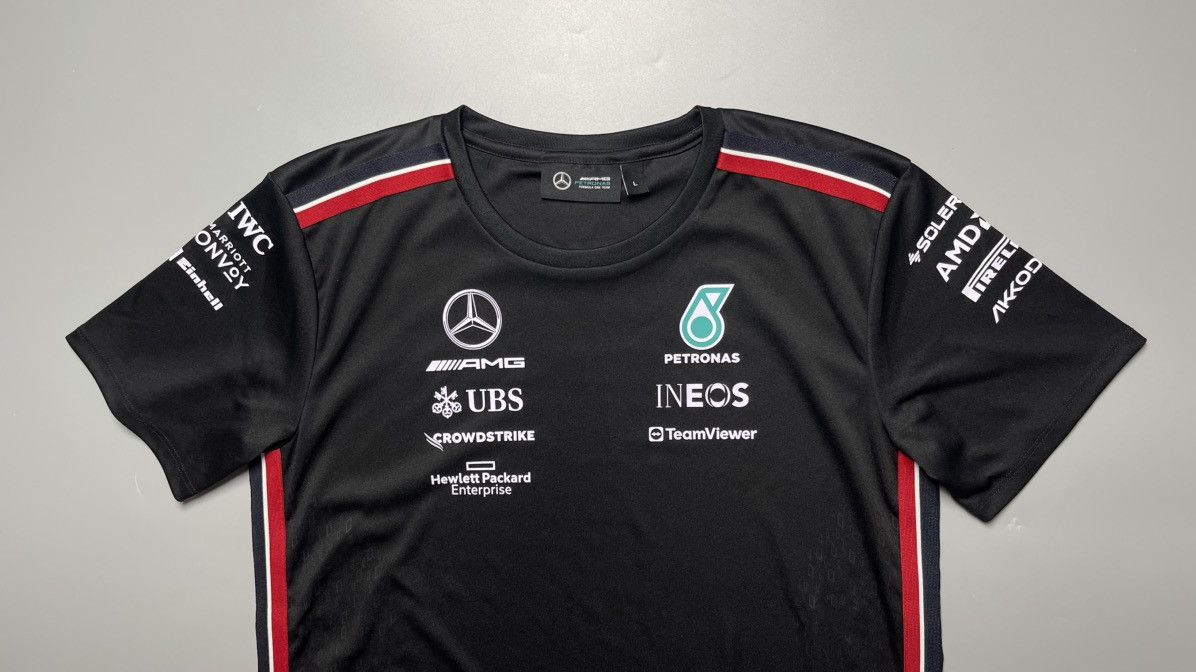 Mercedes-Benz MERCEDES BENZ AMG PETRONAS F1 2023 TEAM DRIVER T-SHIRT Size US L / EU 52-54 / 3 - 2 Thumbnail