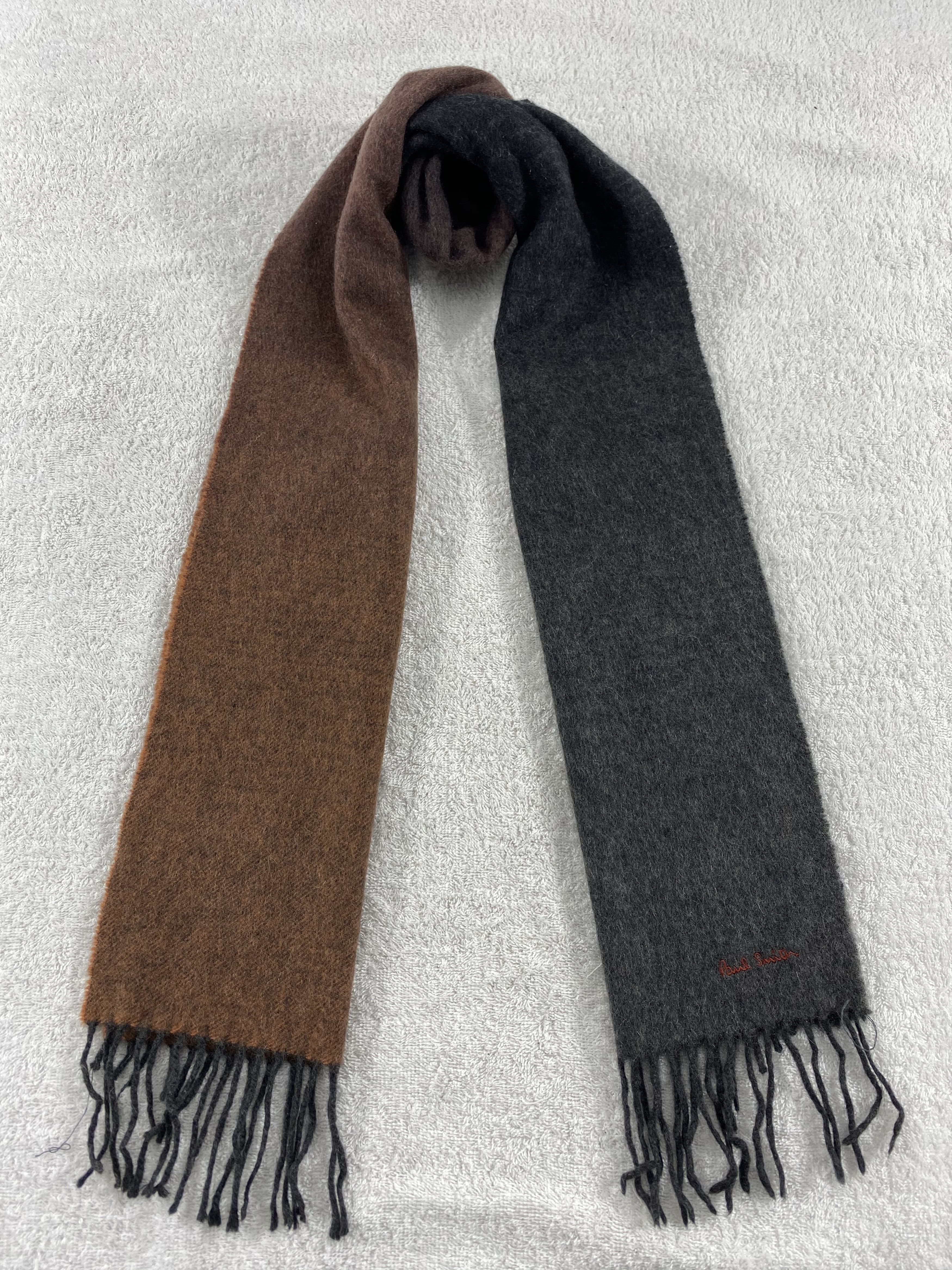 Paul Smith Paul Smith Scarf / Muffler / Neckwear - WW1698 Size ONE SIZE - 1 Thumbnail
