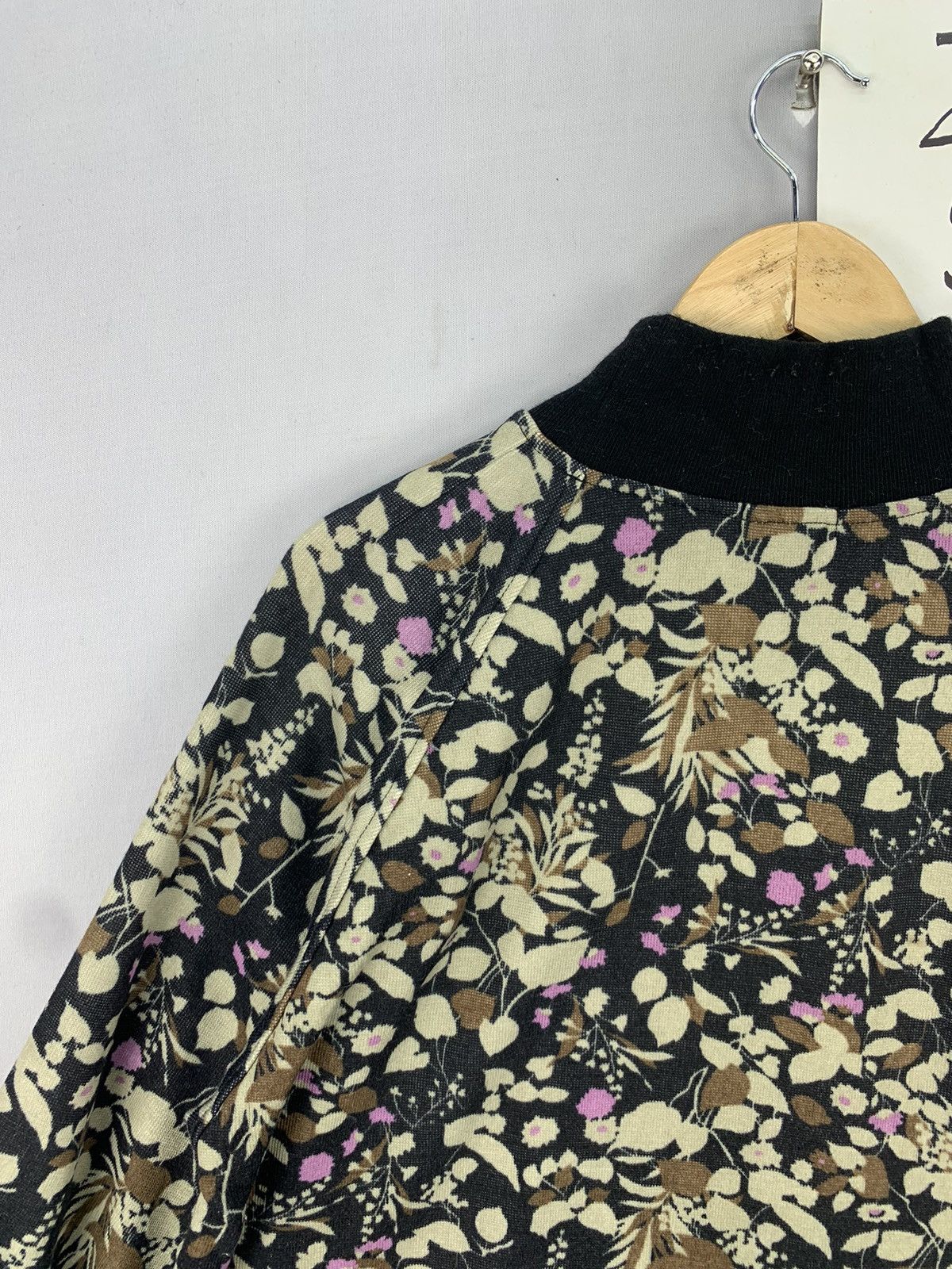 Designer Sofia Valentino Floral Pullover Sweater Size L / US 10 / IT 46 - 12 Thumbnail