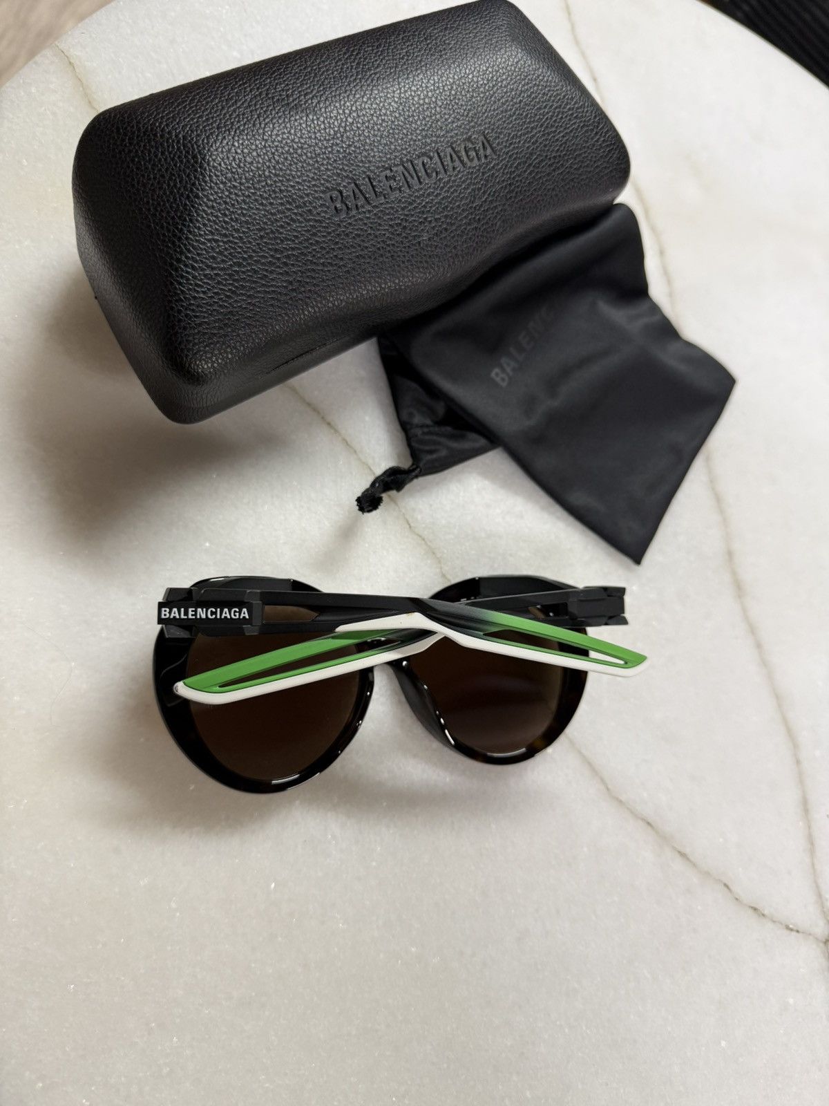 Balenciaga Balenciaga Logo Black Sunglasses Women’s Oval Shades Size ONE SIZE - 2 Thumbnail
