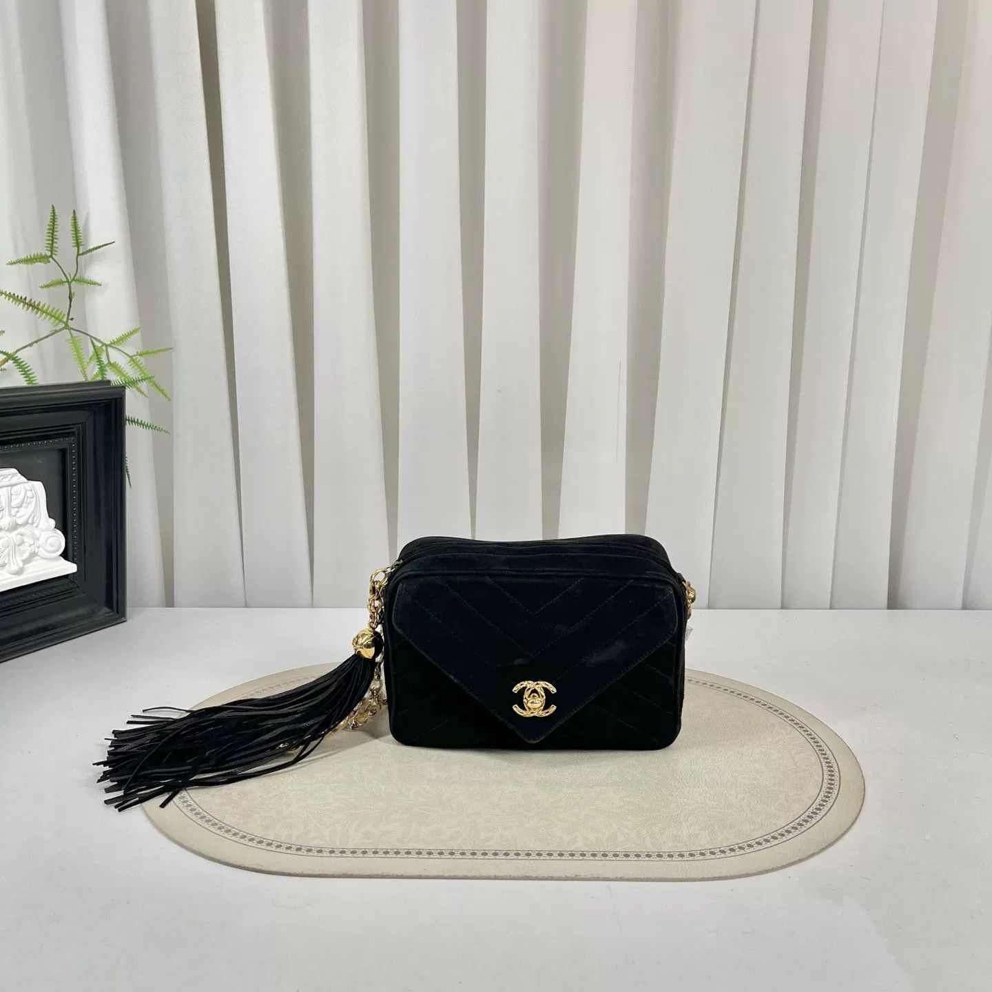 Chanel Pre-loved Bag Very good condition Size ONE SIZE - 1 Thumbnail