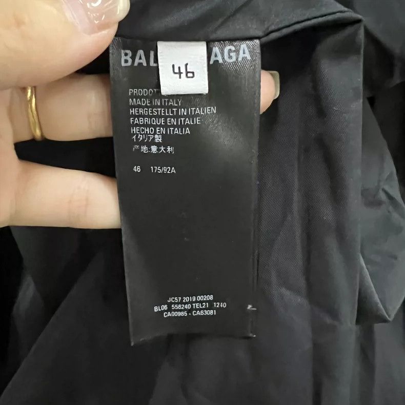 Balenciaga Balenciaga Full Logo Stand Collar Down Jacket Size US S / EU 44-46 / 1 - 4 Thumbnail