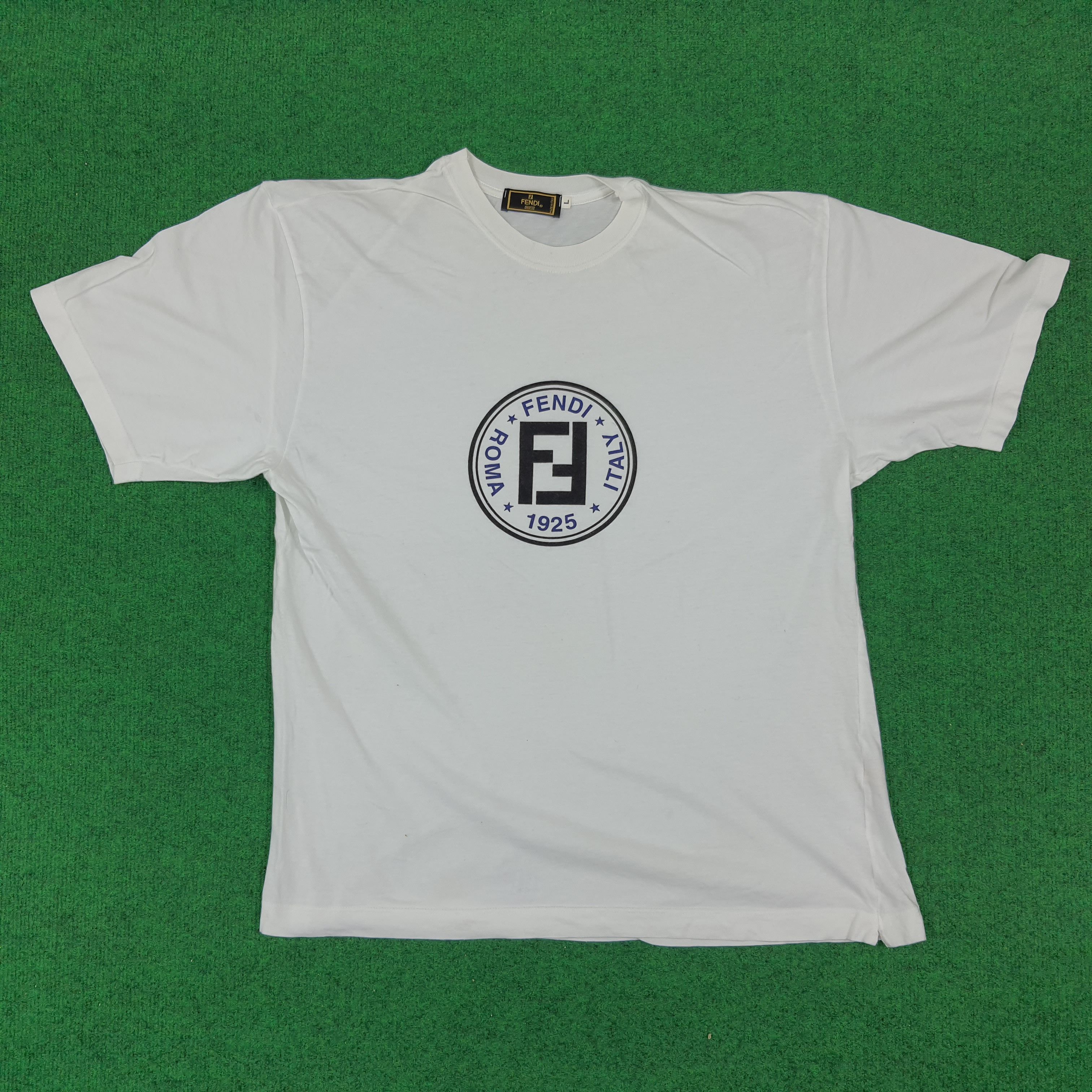 Fendi × Vintage Vintage FENDI Italian Designer Tshirt Size US L / EU 52-54 / 3 - 1 Thumbnail