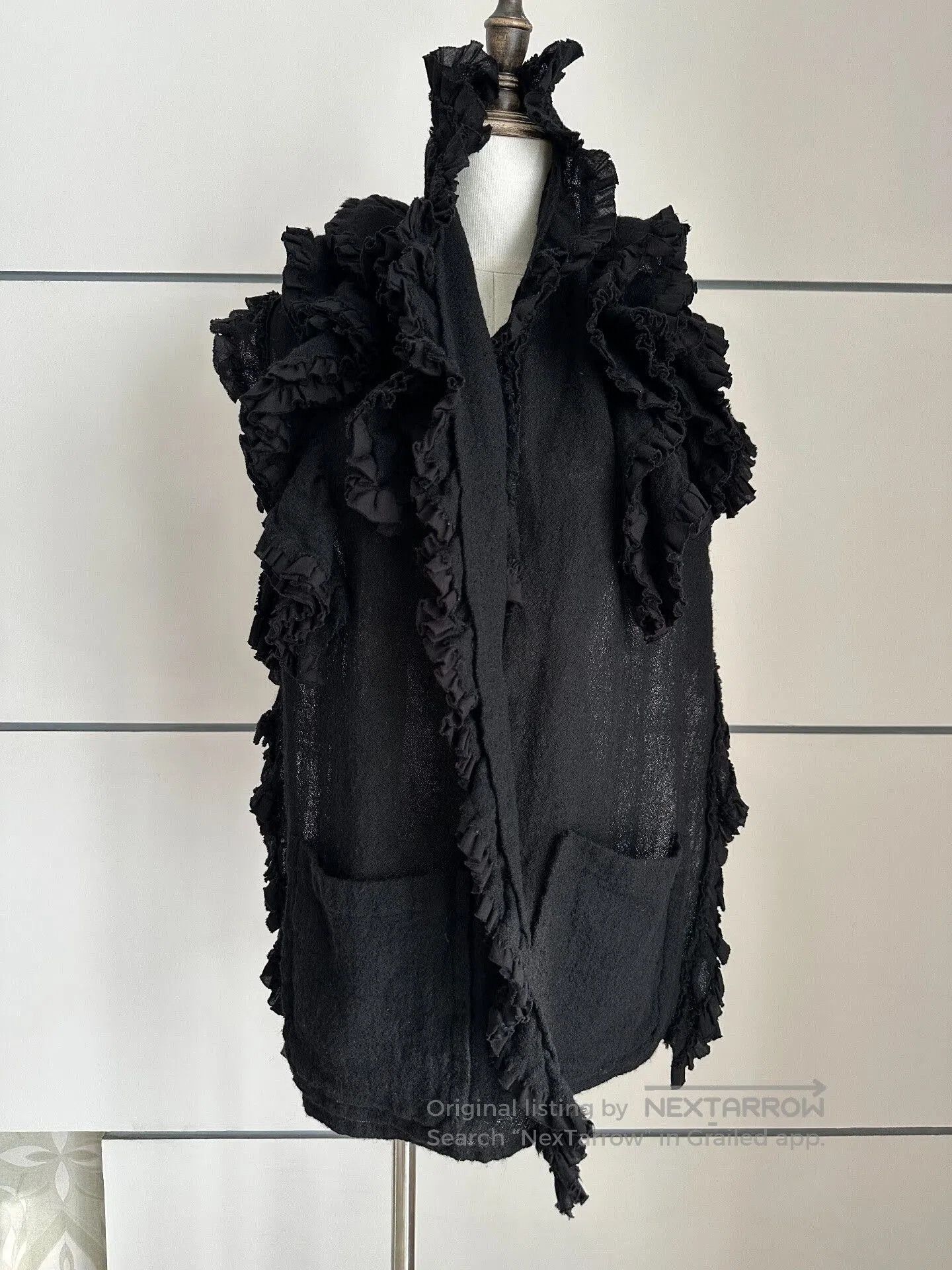 Tricot Comme des Garcons Comme des Garçons Black Floral Shawl. Size M / US 6-8 / IT 42-44 - 1 Thumbnail