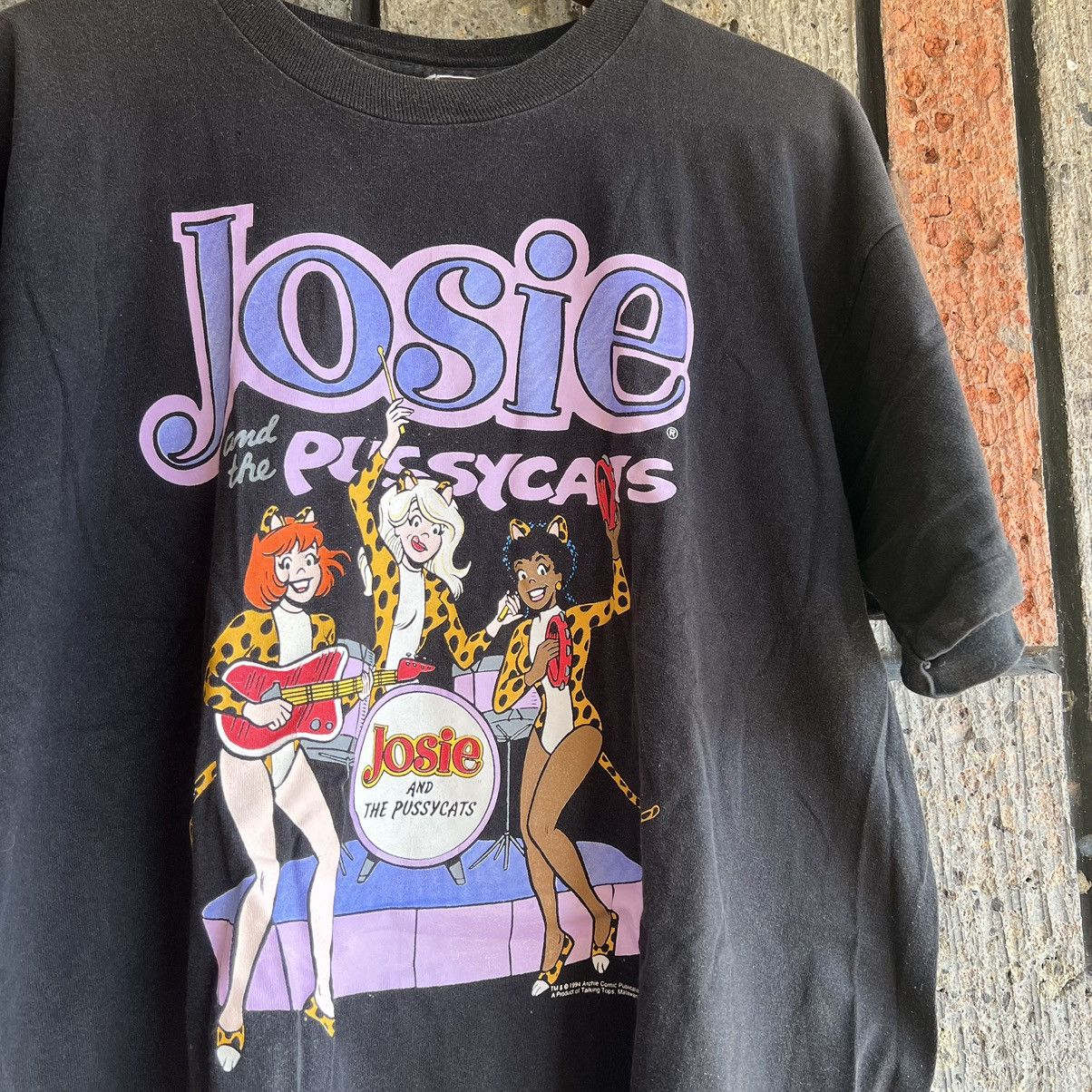 Vintage 1994 Josie And The Pussycats Archie Comics Promo Tee Shirt Size US XL / EU 56 / 4 - 1 Thumbnail